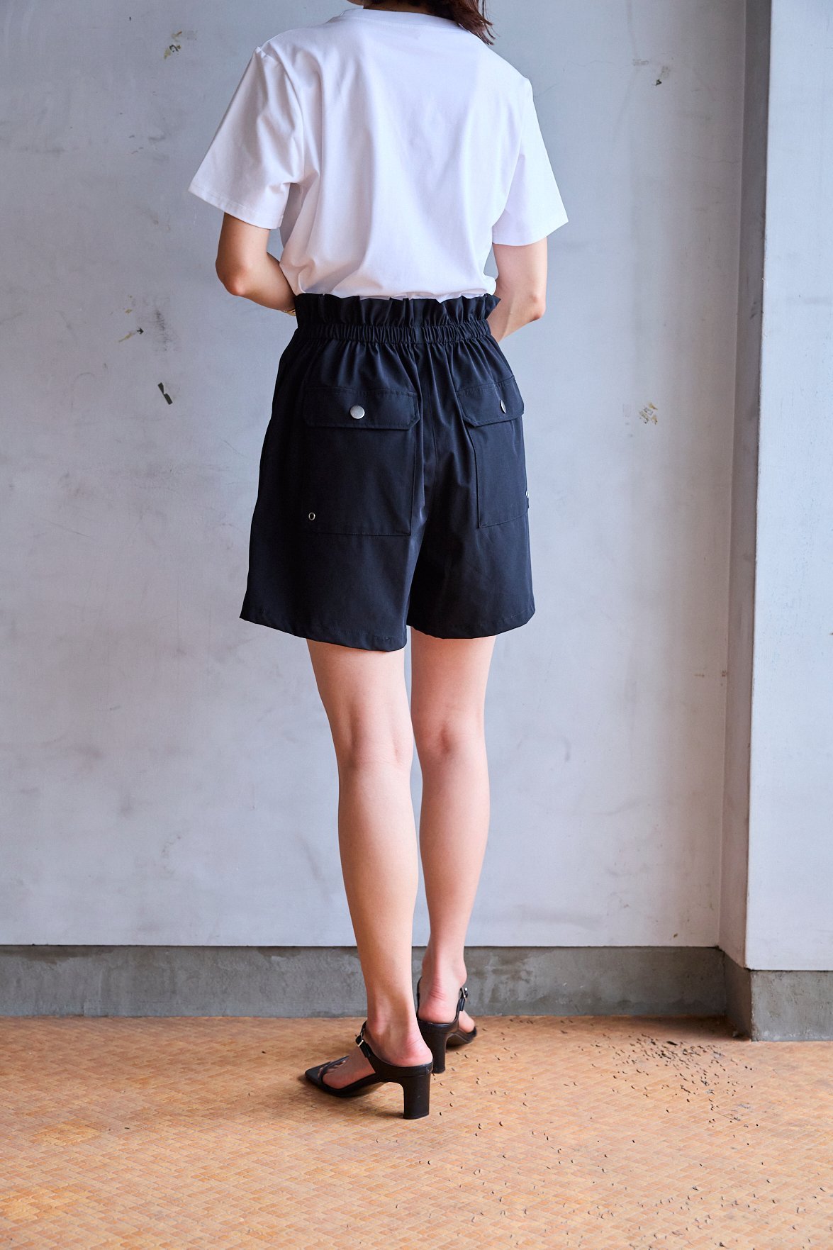 【SALE／50%OFF】YEVS フリルギャザーショートパンツ イーブス パンツ キュロット ブラック