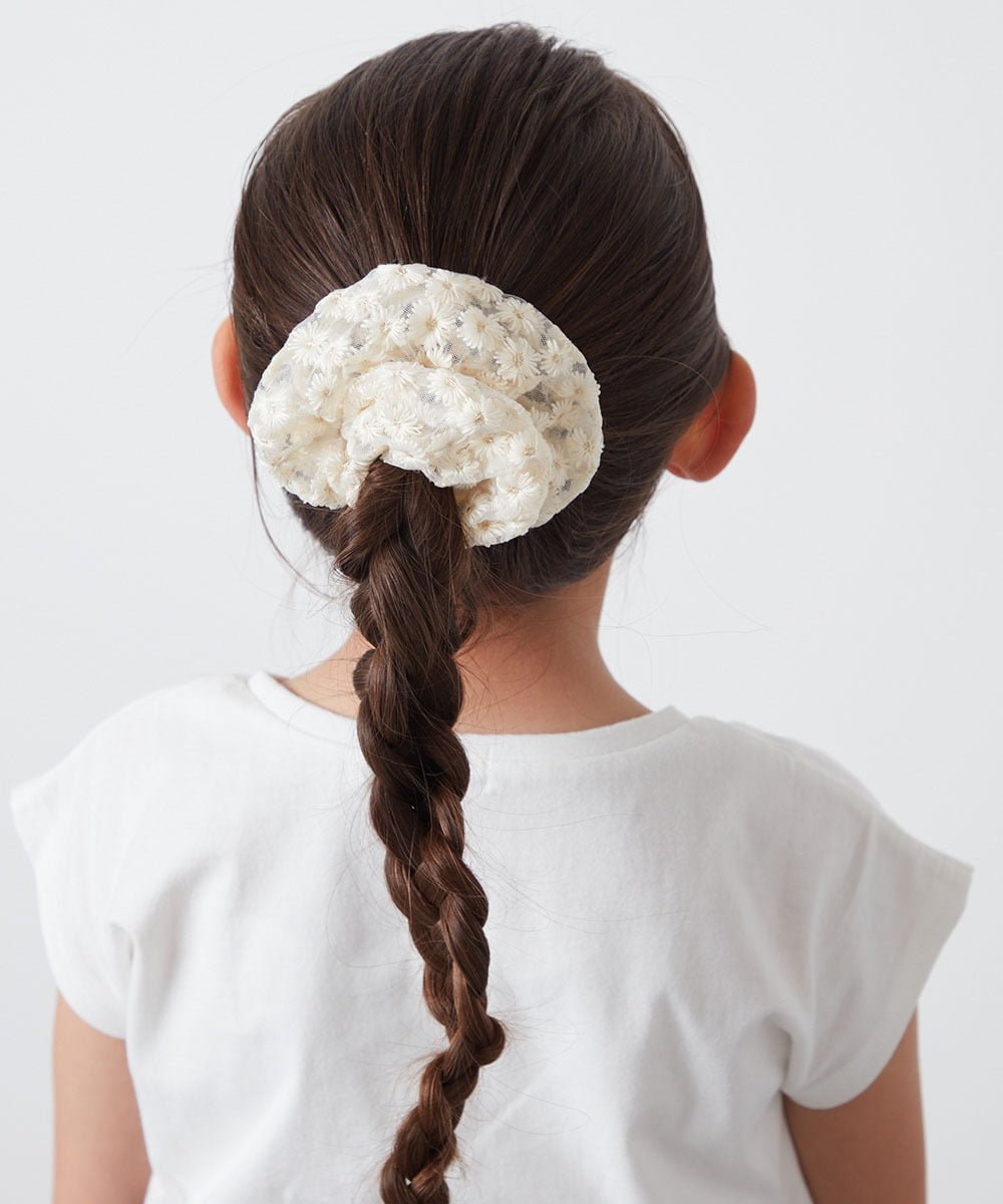 楽天Rakuten Fashion【SALE／20％OFF】a.v.v [KIDS]フラワー刺繍シュシュ アー・ヴェ・ヴェ ヘアアクセサリー その他のヘアアクセサリー ホワイト ピンク