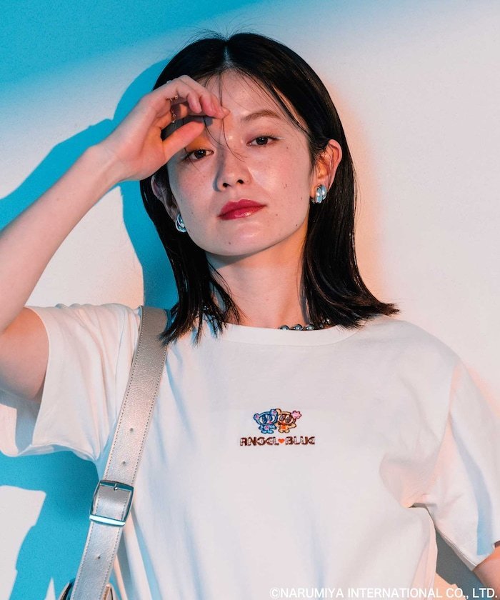【SALE／35%OFF】FREAK'S STORE ナルミヤキャラクターズ ワッペンロゴTシャツ 25SS フリークスストア トップス カットソー・Tシャツ ホワイト グレーのサムネイル