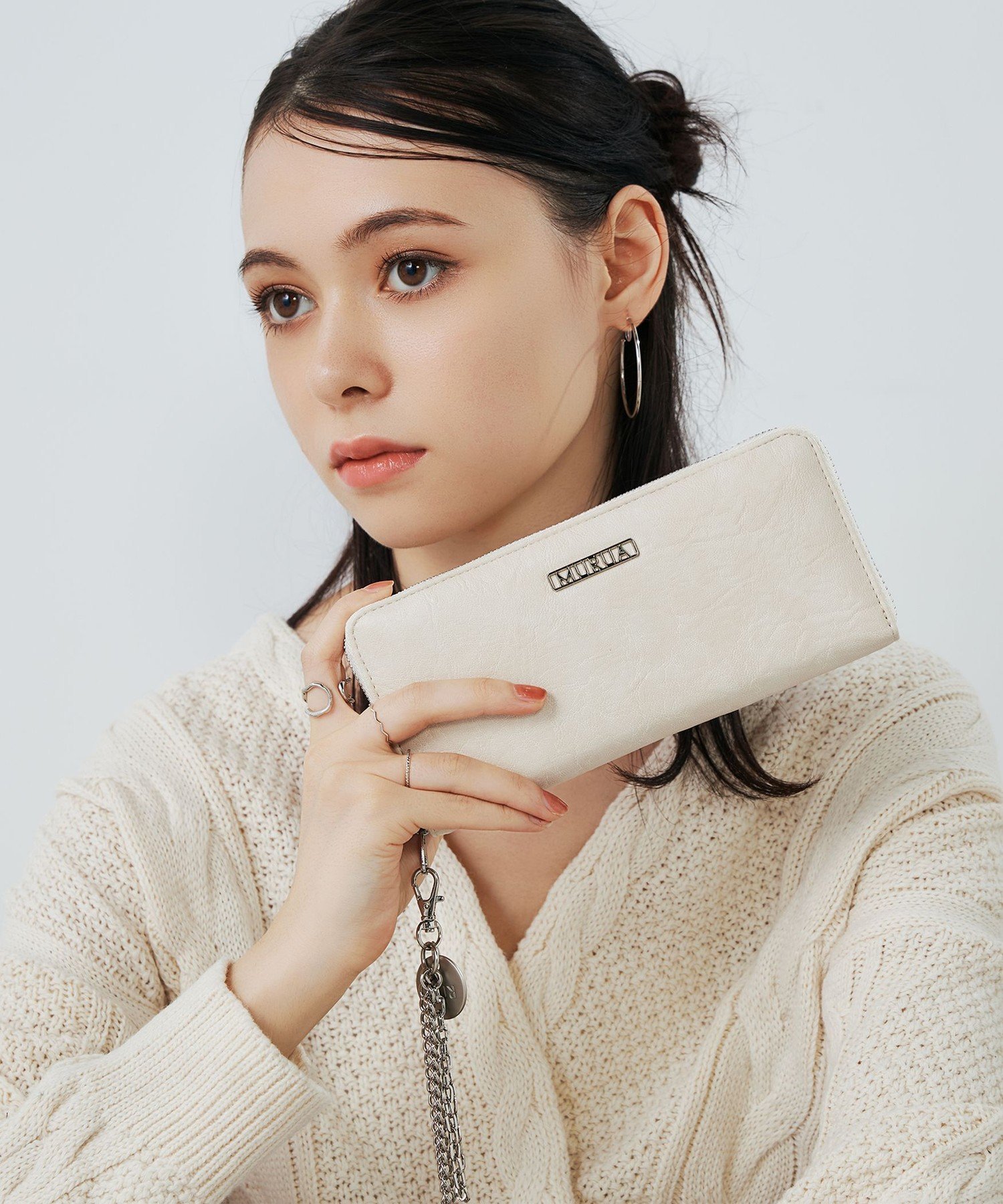 【SALE／40%OFF】MURUA MURUA (ムルーア) FRAME METAL ラウンド 長財布 エルゲイス 財布・ポーチ・ケース 財布 ブラック ブラウン ホワイト【送料無料】