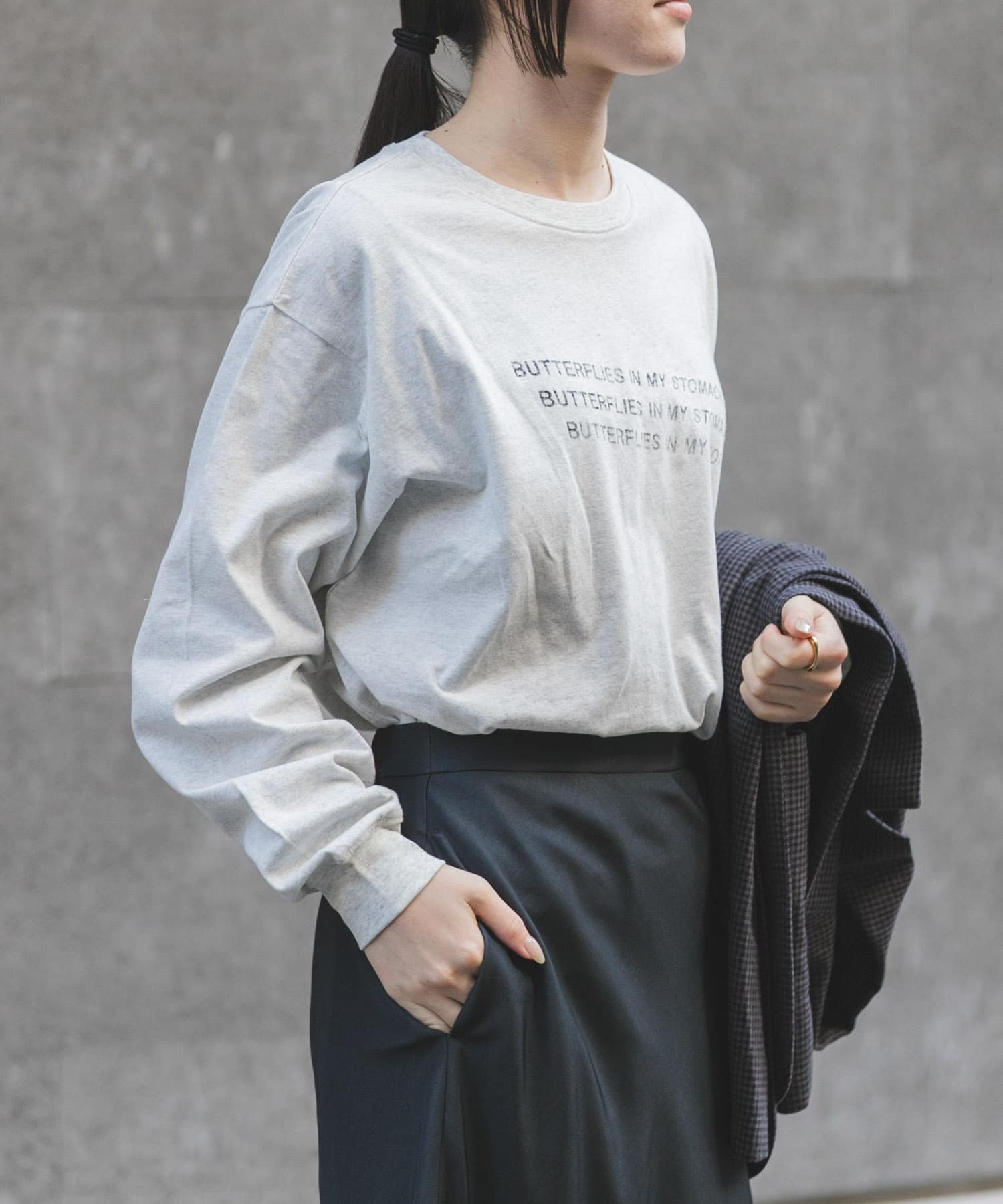 FORK&SPOON ピグメントプリントロングスリーブTシャツ アーバンリサーチドアーズ トップス カットソー・Tシャツ グレー ホワイト