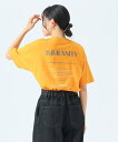 BEAMS HEART WOMEN バック カラフル ロゴ Tシャツ ビームス ハート トップス カットソー・Tシャツ グレー ホワイト オレンジ
