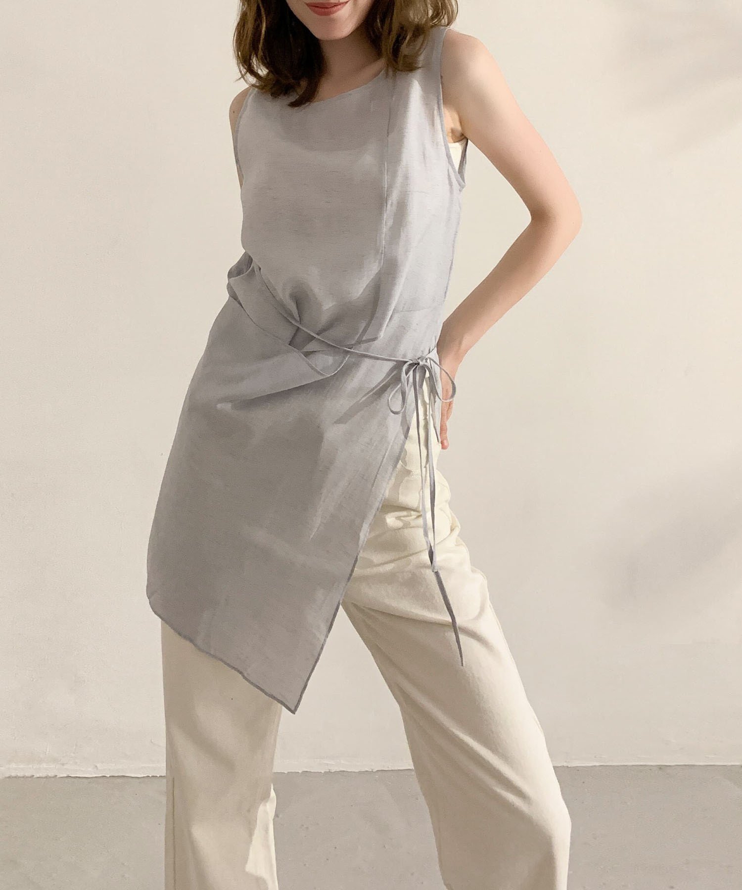 【SALE／15%OFF】DECADE CLASSIC DECADE CLASSIC アシンメトリードシアーベスト ディケイドクラシック トップス ベスト・ジレ ベージュ ブルー ブラック【送料無料】