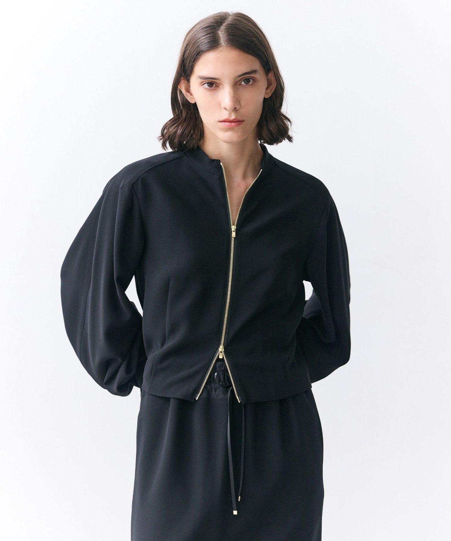 , 【人気シリーズ】RUE / ドライタッチコンパクトブルゾン ベイジ, ジャケット・アウター ブルゾン・ジャンパー ブラック