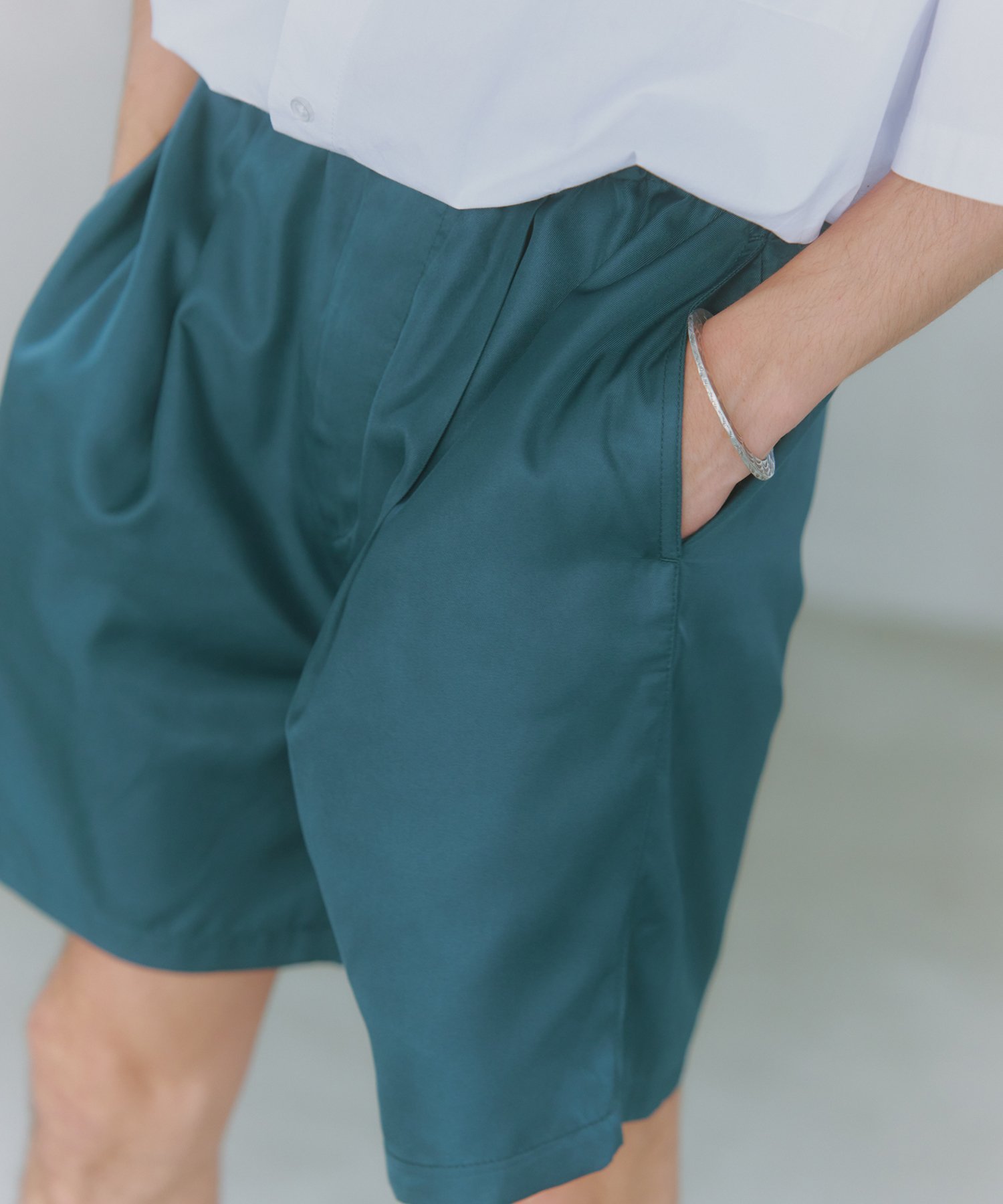 NewAnce NewAnce/Twill Tuck Shorts タックワイドショーツ セットアップセブン パンツ その他のパンツ ブラウン ブラック ネイビー グリーン