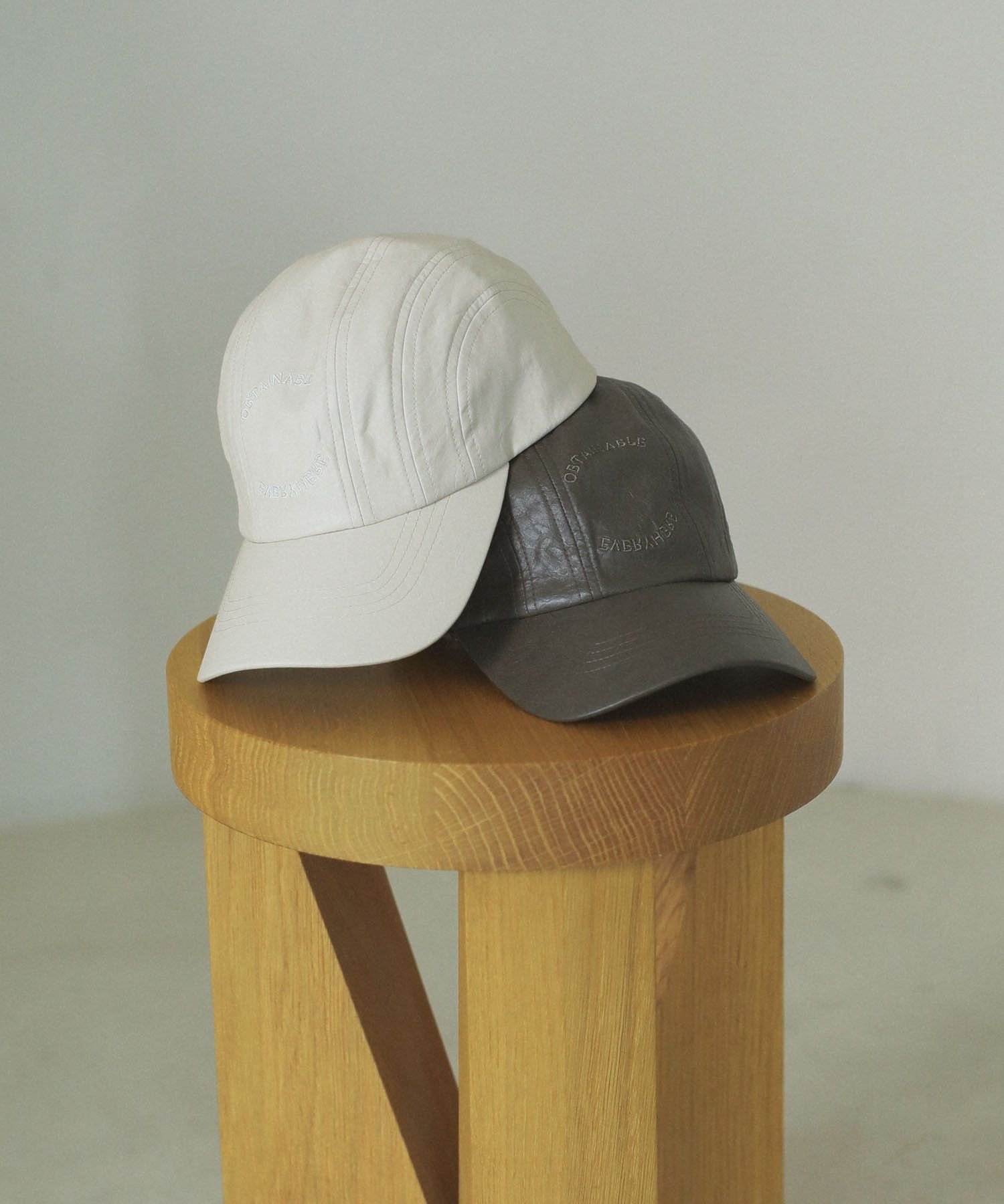 【SALE／60%OFF】Green Parks everywalk.ヴィンテージレザーロゴキャップ グリーンパークス 帽子 ハット ホワイト ブラウン
