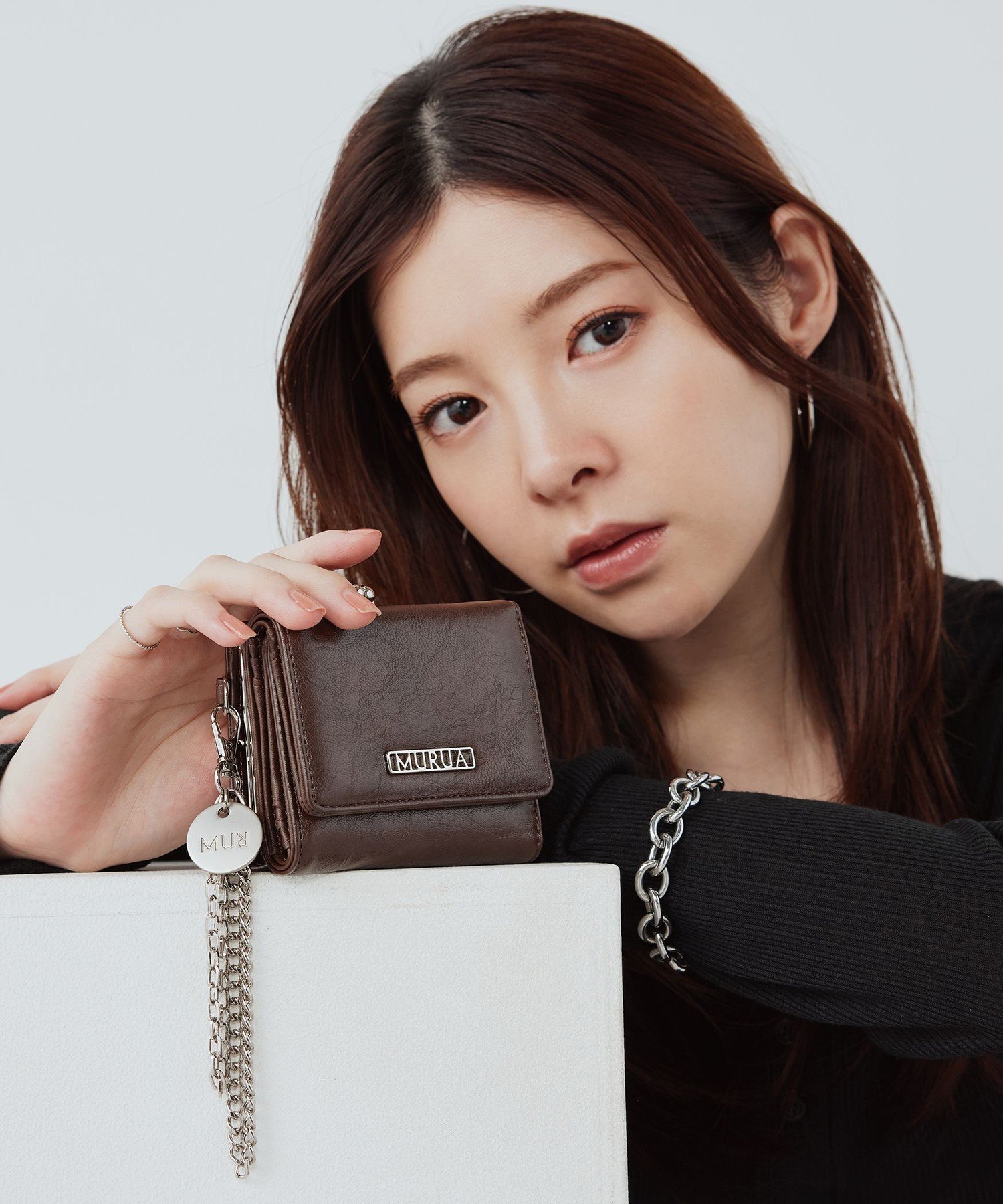 【SALE／40%OFF】MURUA MURUA (ムルーア) FRAME METAL 口金ミニ財布 エルゲイス 財布・ポーチ・ケース 財布 ホワイト ブラウン ブラック【送料無料】
