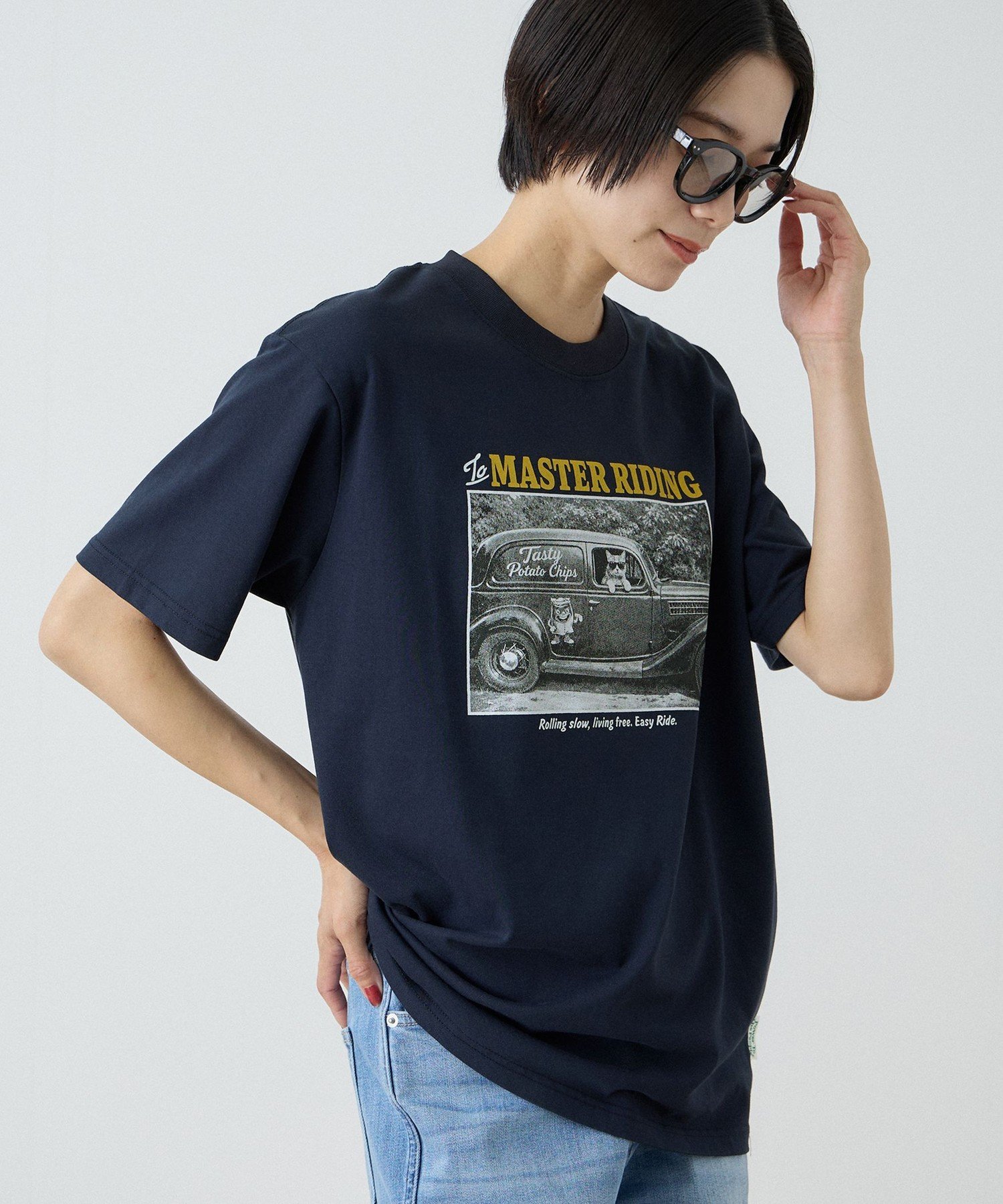 VICKY 【Power To People】 MASTER RIDINGフォトTシャツ ビッキー トップス カットソー・Tシャツ ネイビー ホワイト