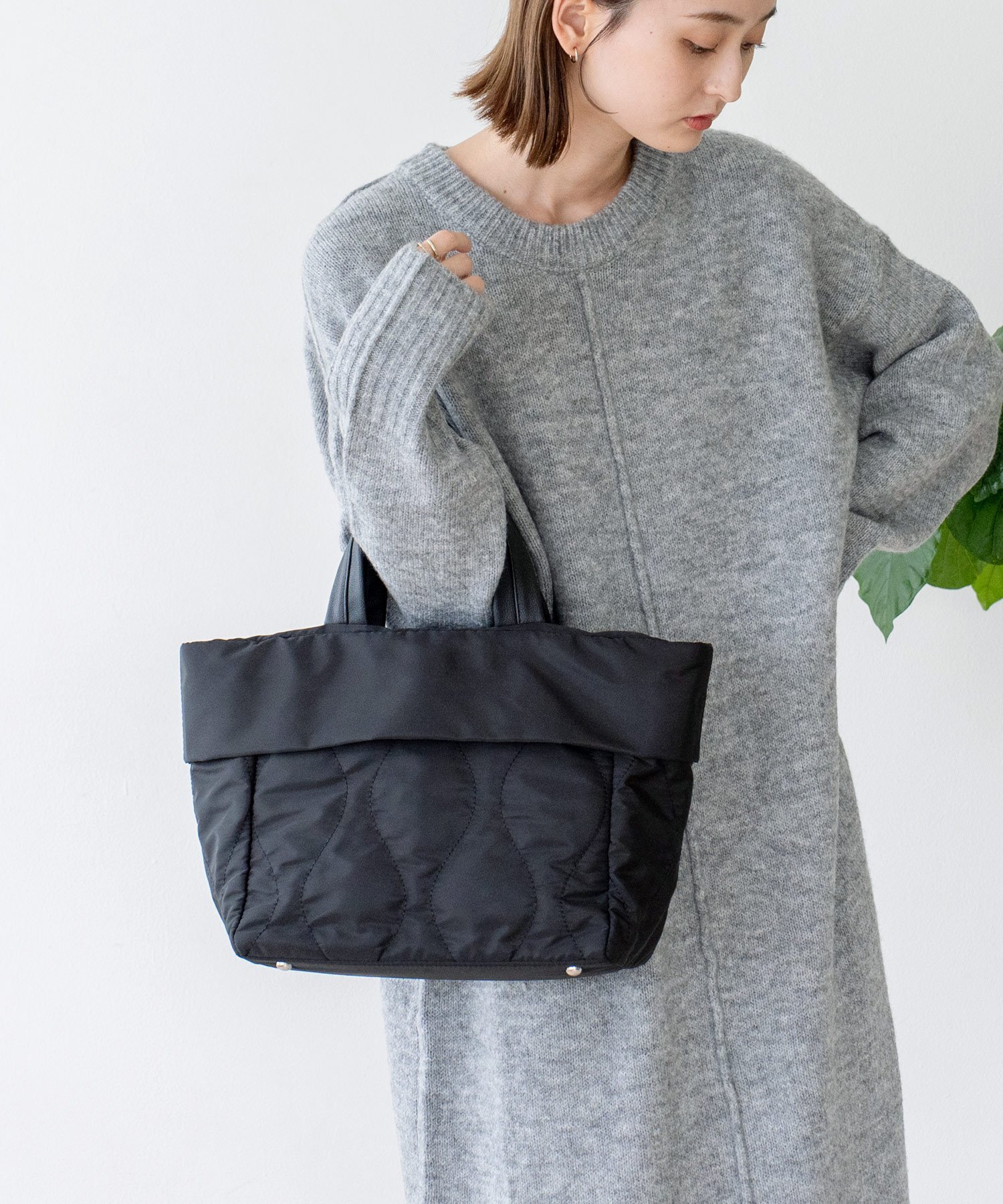 【SALE／50%OFF】Depral キルティング2wayトートバッグ ヴィータフェリーチェ バッグ トートバッグ ブラック グレー【送料無料】のサムネイル