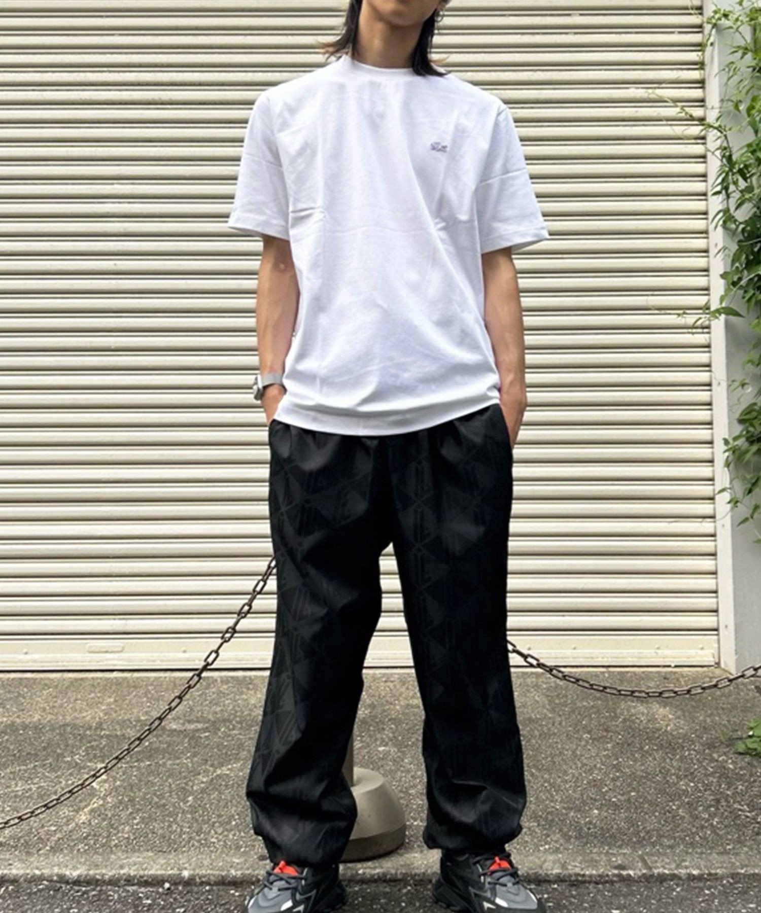 【SALE／40%OFF】LACOSTE モノグラム柄ジャカード ナイロントラックパンツ / ナイロンパンツ ラコステ パンツ その他のパンツ ブラック【送料無料】