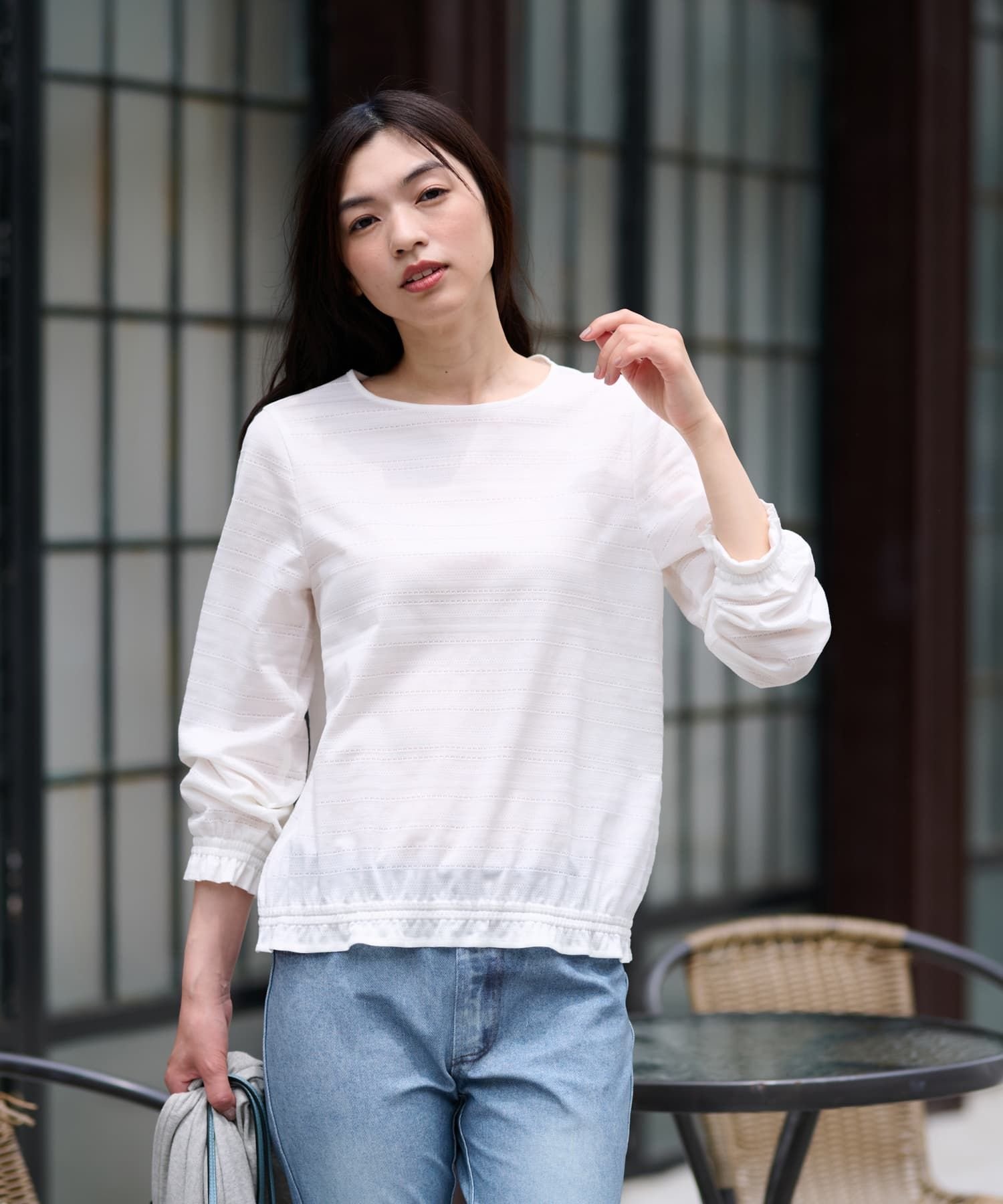 CARA O CRUZ ブラウジングのジャカードカットソー キャラ・オ・クルス トップス カットソー・Tシャツ ホワイト