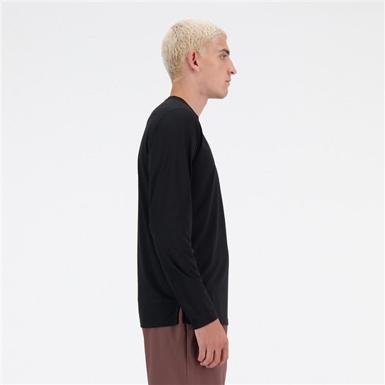 New Balance 【ランニング】Sport Essentials ランロングスリーブTシャツ ニューバランス トップス カットソー・Tシャツ ブラック【送料無料】