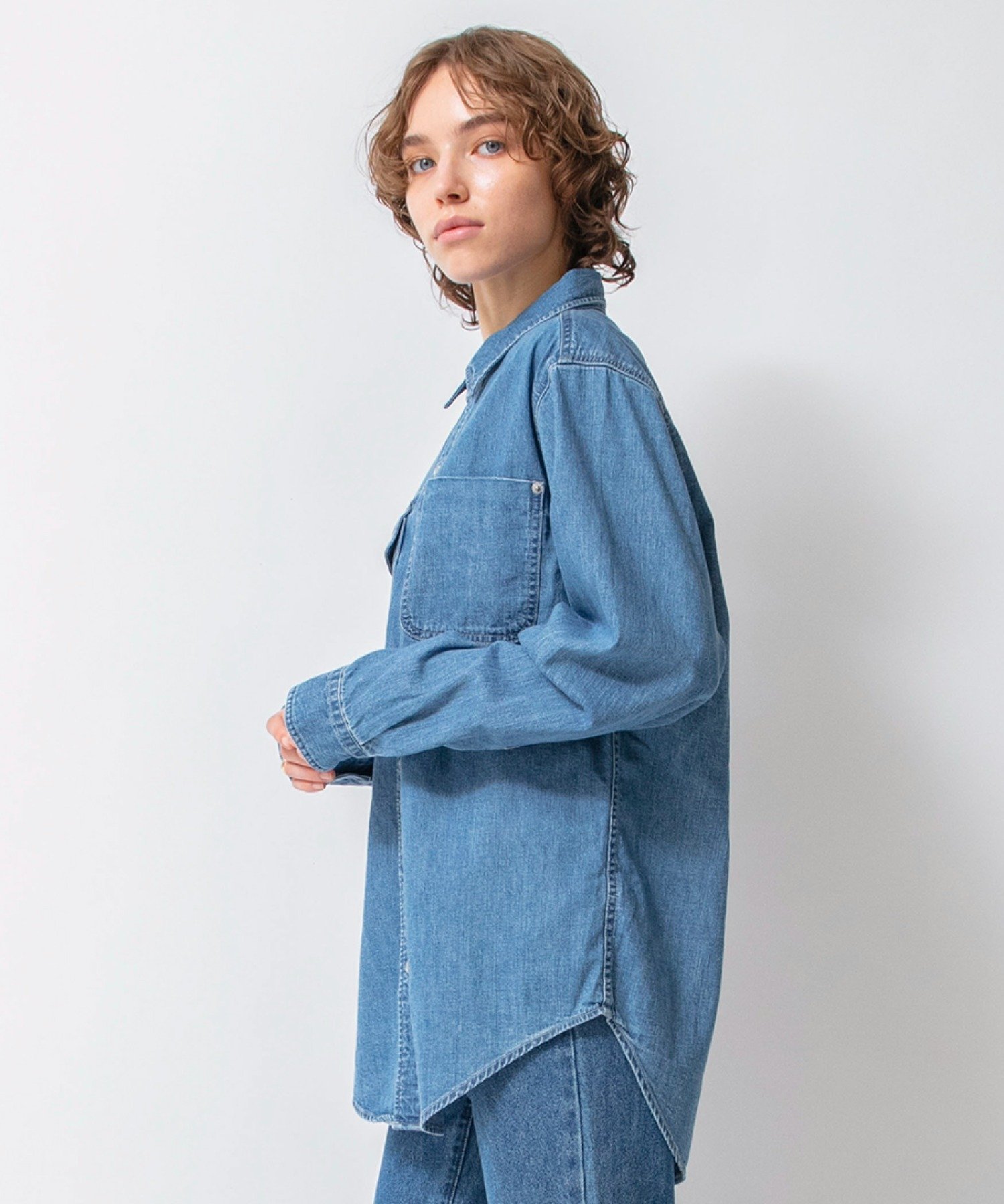 Johnbull Private labo 【DENIM DELIGHT DAYS】デニムタックボタンシャツ ジョンブルプライベートラボ トップス シャツ・ブラウス ブルー