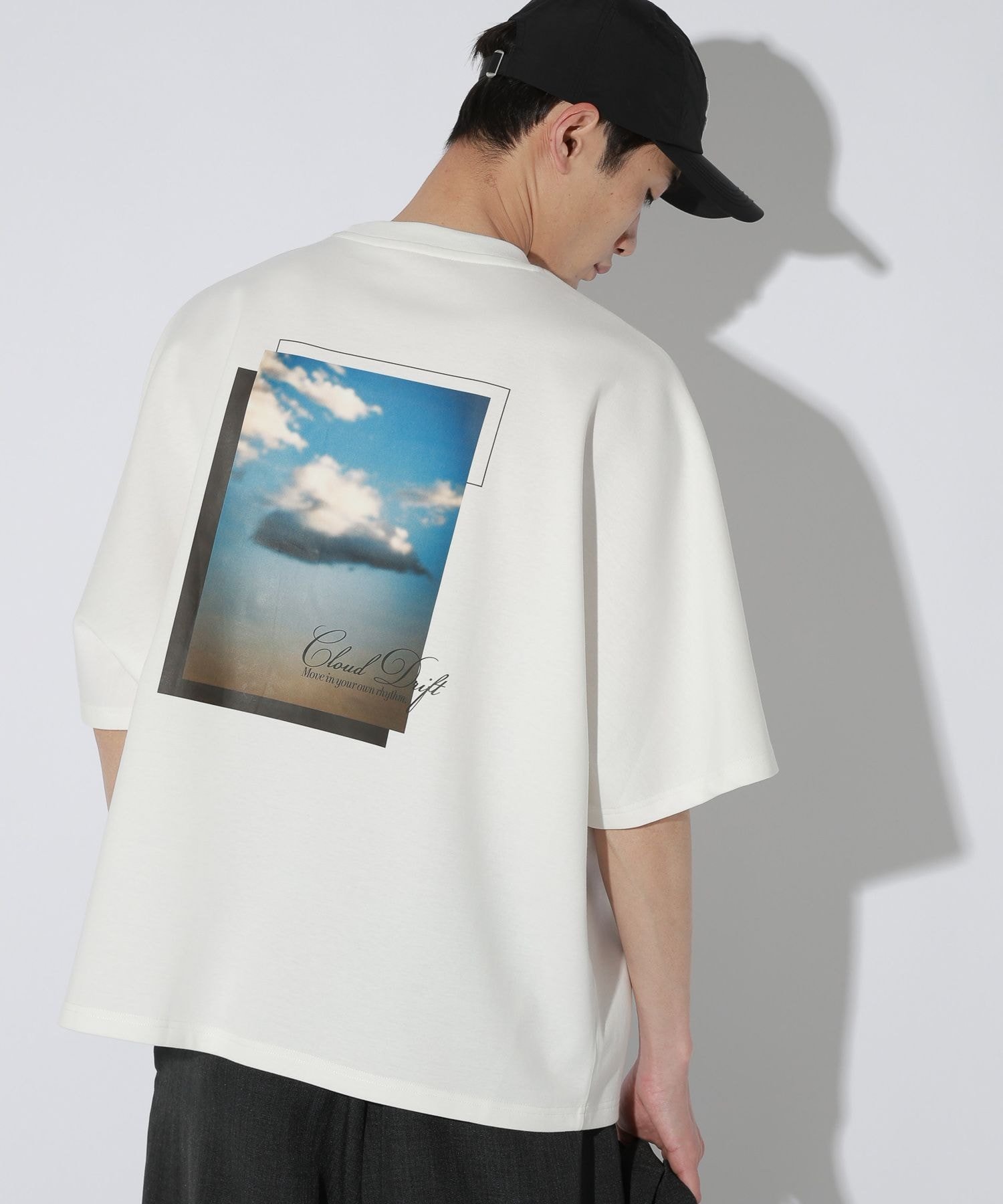 LAKOLE バックプリントドルマンカットソー ラコレ トップス カットソー・Tシャツ ホワイト グレー ブラック