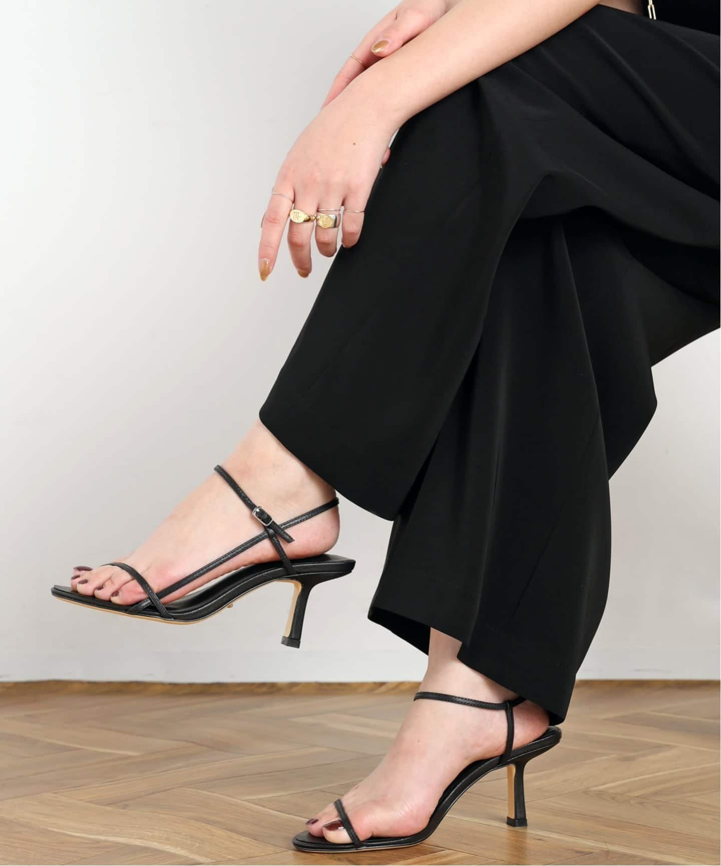 AP STUDIO 【TONY BIANCO/トニービアンコ】Skinny Strap Sandals エーピーストゥディオ シューズ・靴 サンダル ブラック【送料無料】