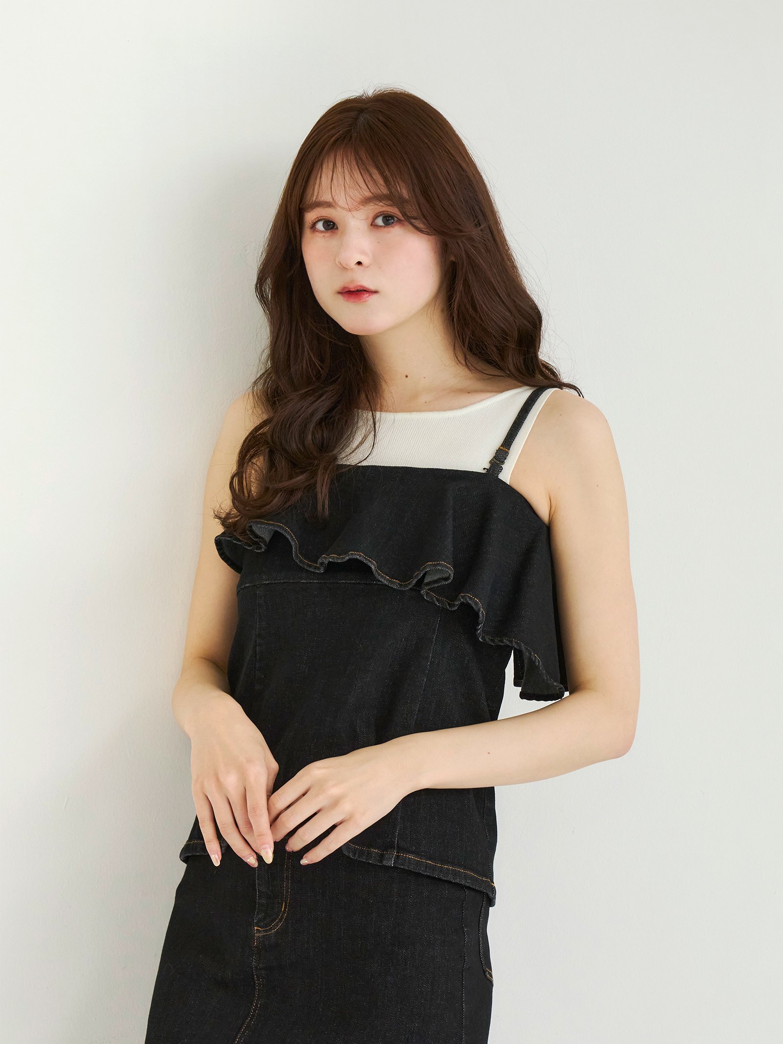 Olu. デニムセットアップビスチェ オルドット トップス カットソー・Tシャツ ブラック