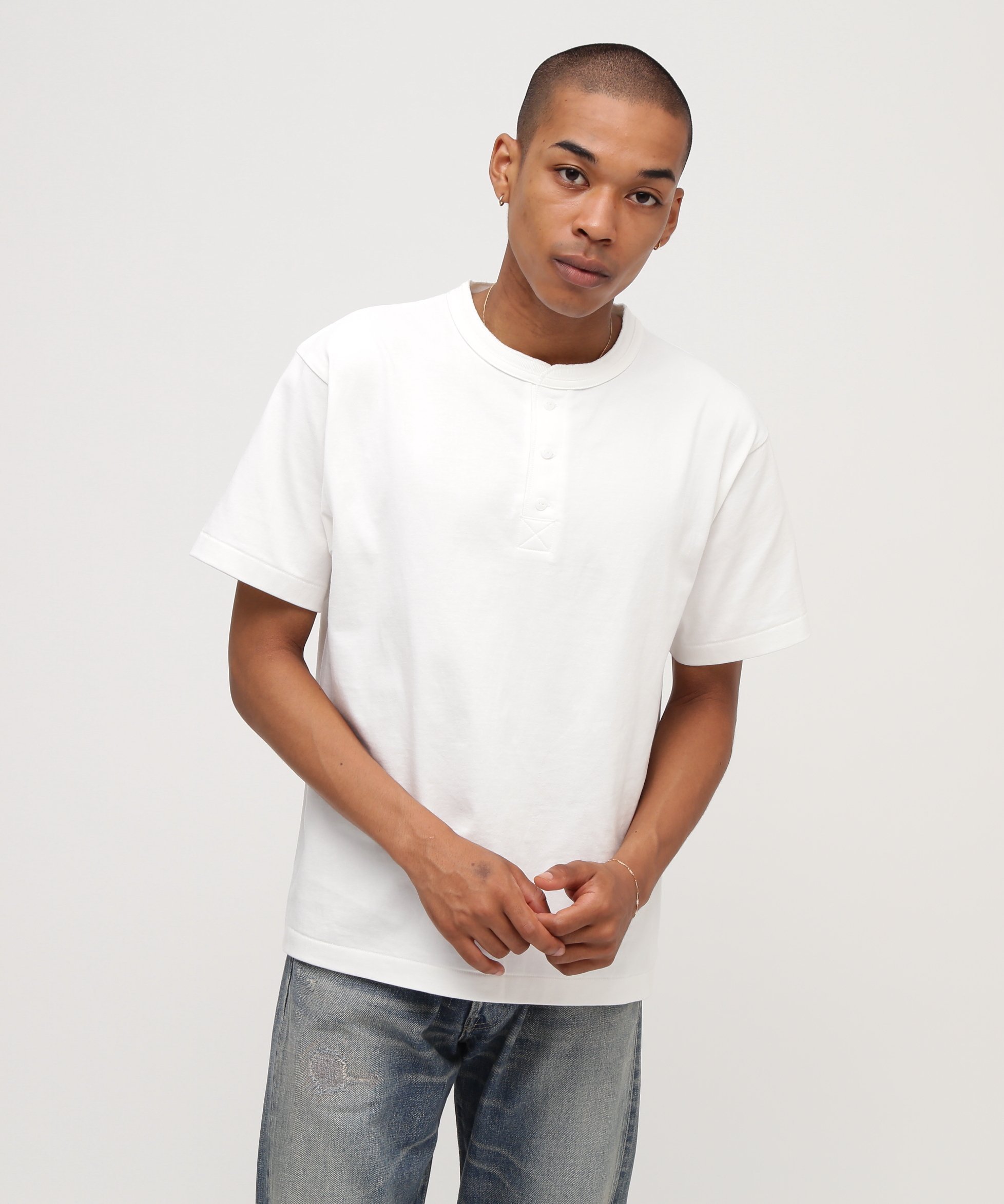 HENLEY NECK PACK T-SHIRT アヴィレックス トップス カットソー・Tシャツ グレー ホワイト ブラック