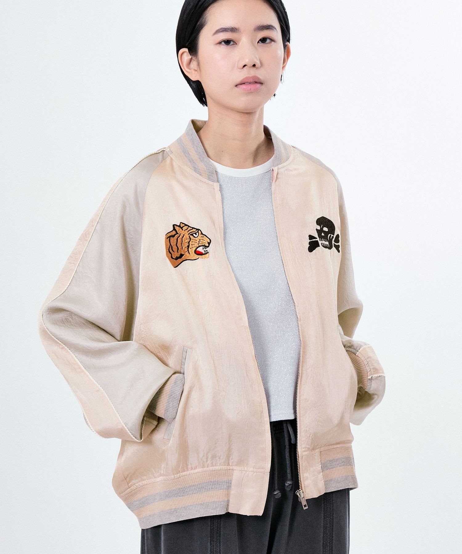 M TO R SUKA JACKET EMBRO TIGER & SKULL アダムエロペ ジャケット・アウター ブルゾン・ジャンパー グレー ピンク【送料無料】