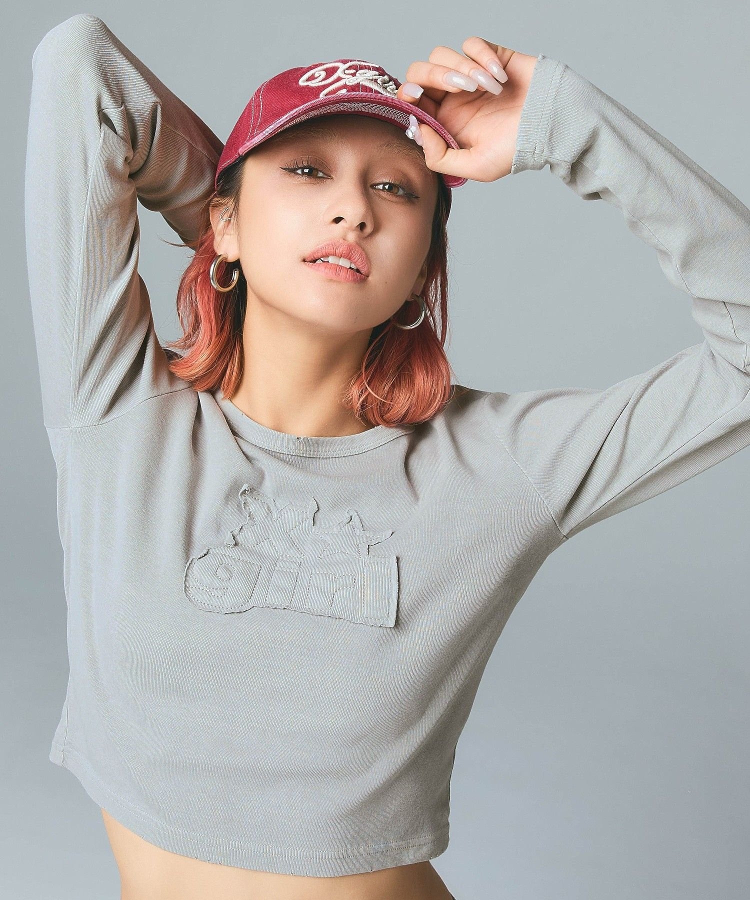 X-girl DISTRESSED LOGO PATCH L/S COMPACT TOP エックスガール トップス カットソー・Tシャツ ブラウン