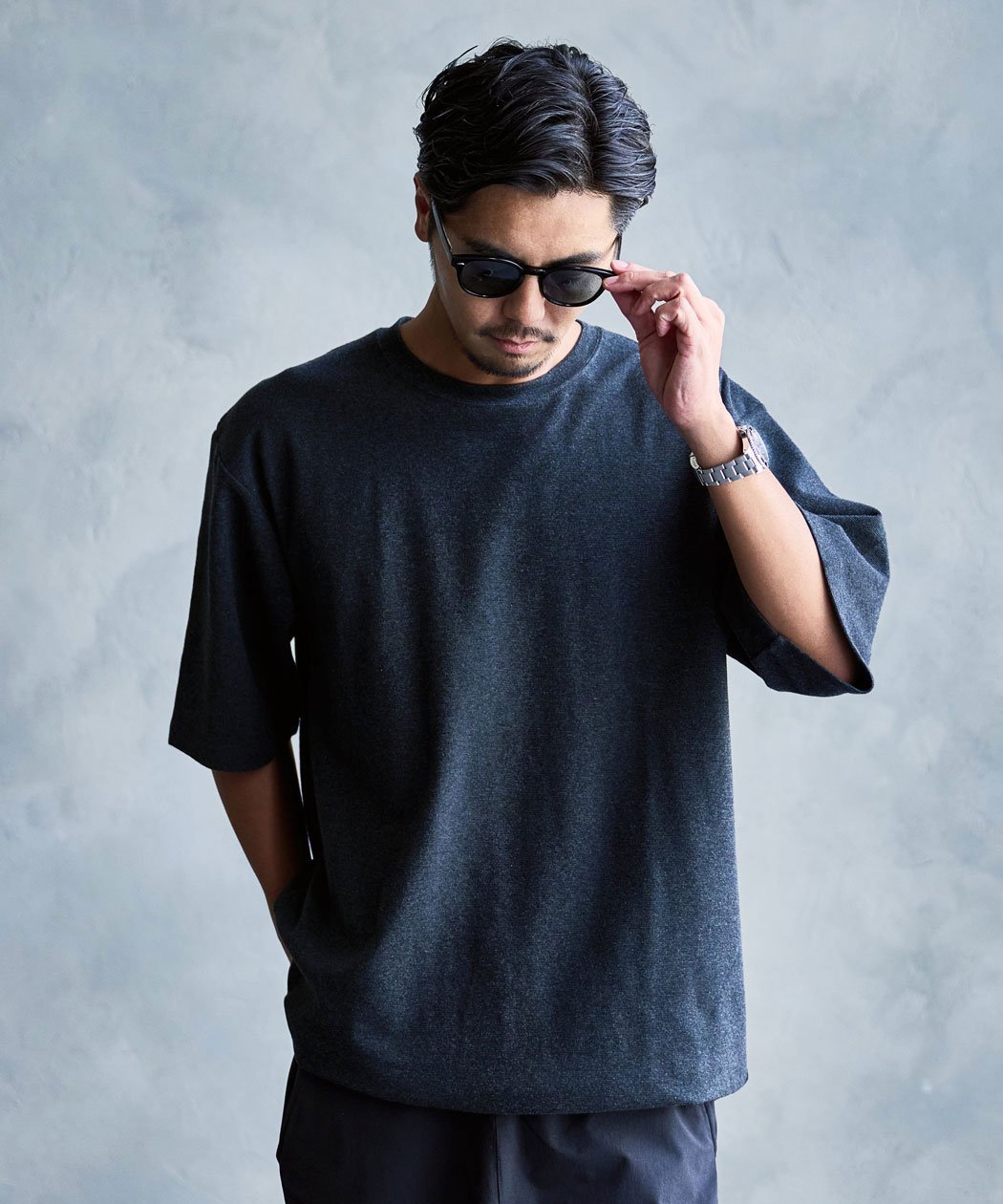 CavariA スパンフライス裾ドローコードT-shirt シルバーバレット トップス カットソー・Tシャツ ホワイト ブラック グレー