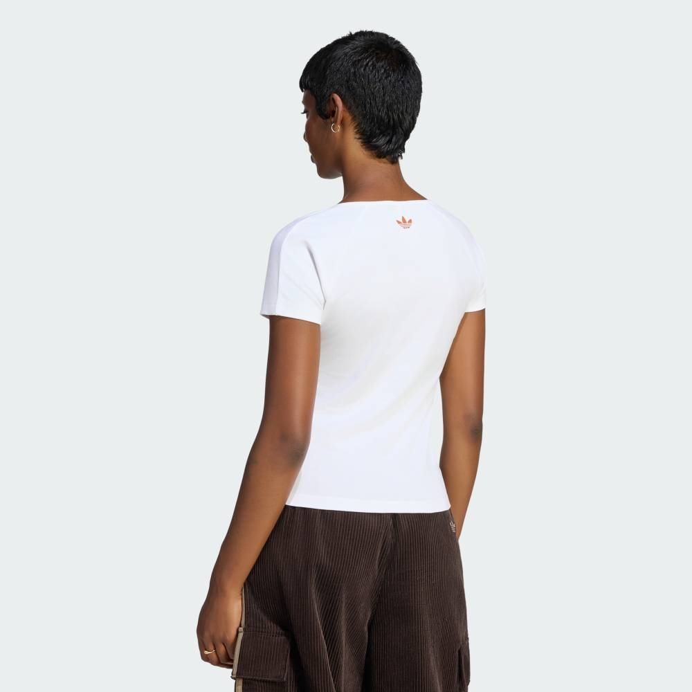 【公式】アディダス adidas 返品可 グラフィック スリム Tシャツ アディダス トップス カットソー・Tシャツ ホワイト