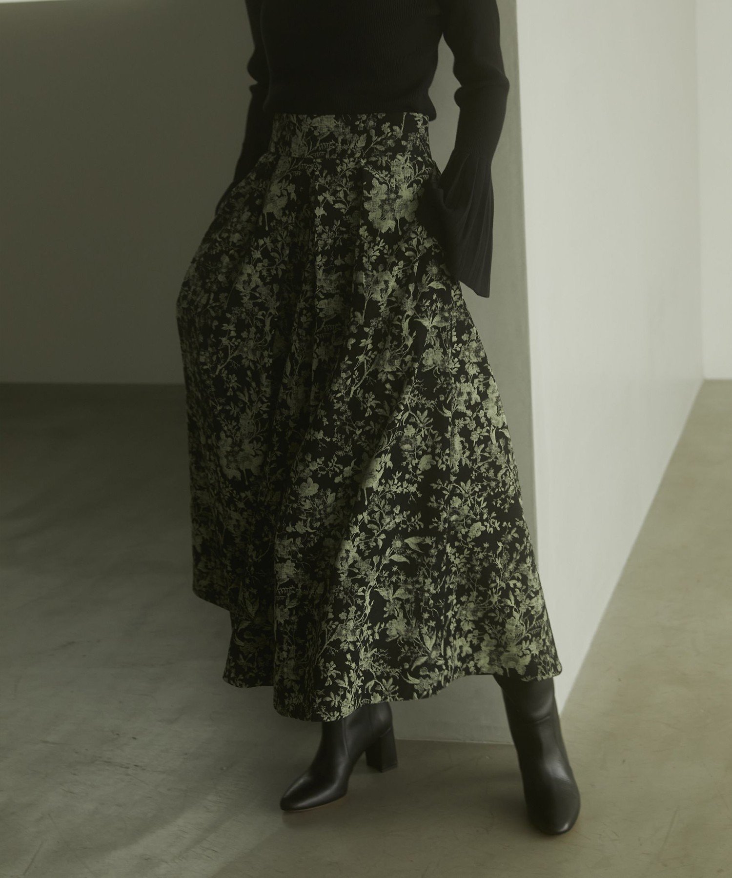 UNITED ARROWS green label relaxing ＜EMMEL REFINES＞EM クラシカルプリント ボリューム フレア スカート ユナイテッドアローズ グリーンレーベルリラクシング スカート その他のスカート ブラック ネイビー【送料無料】のサムネイル