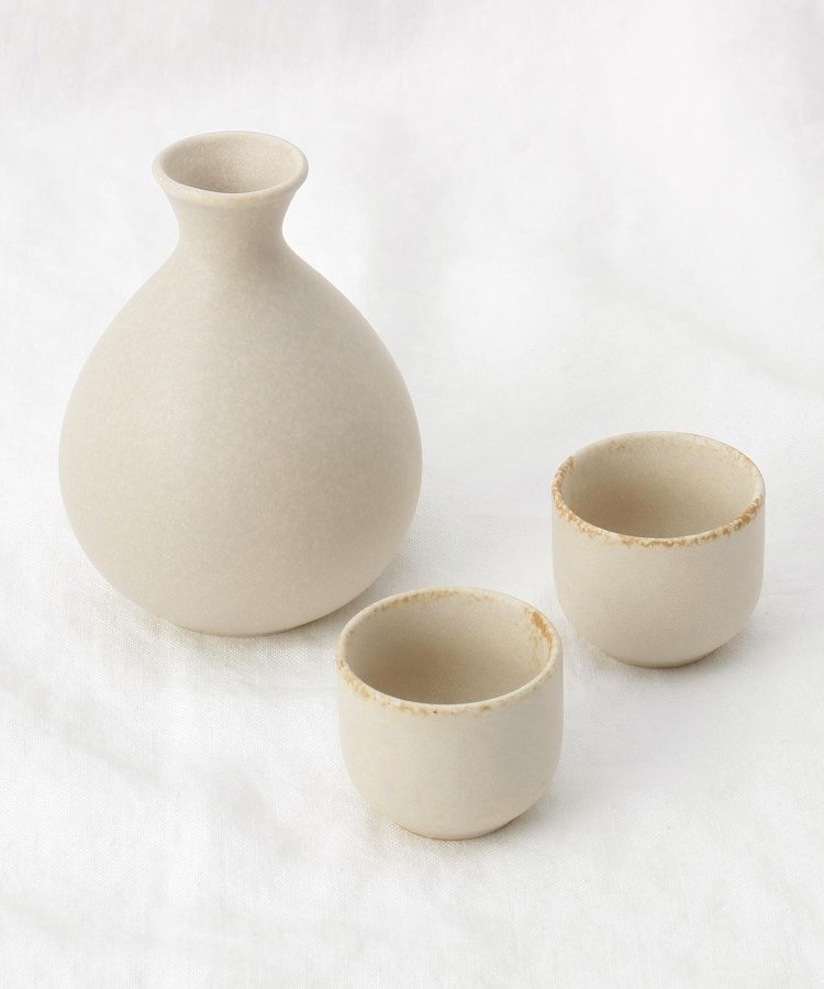 212 KITCHEN STORE 美濃焼 とっくり・おちょこセット しろねり ＜ハレとケ＞ トゥーワントゥーキッチンストア 食器・調理器具・キッチン用品 その他の食器・調理器具・キッチン用品【送料無料】 stylife-15252839 Rakuten Fashion サンプル画像2