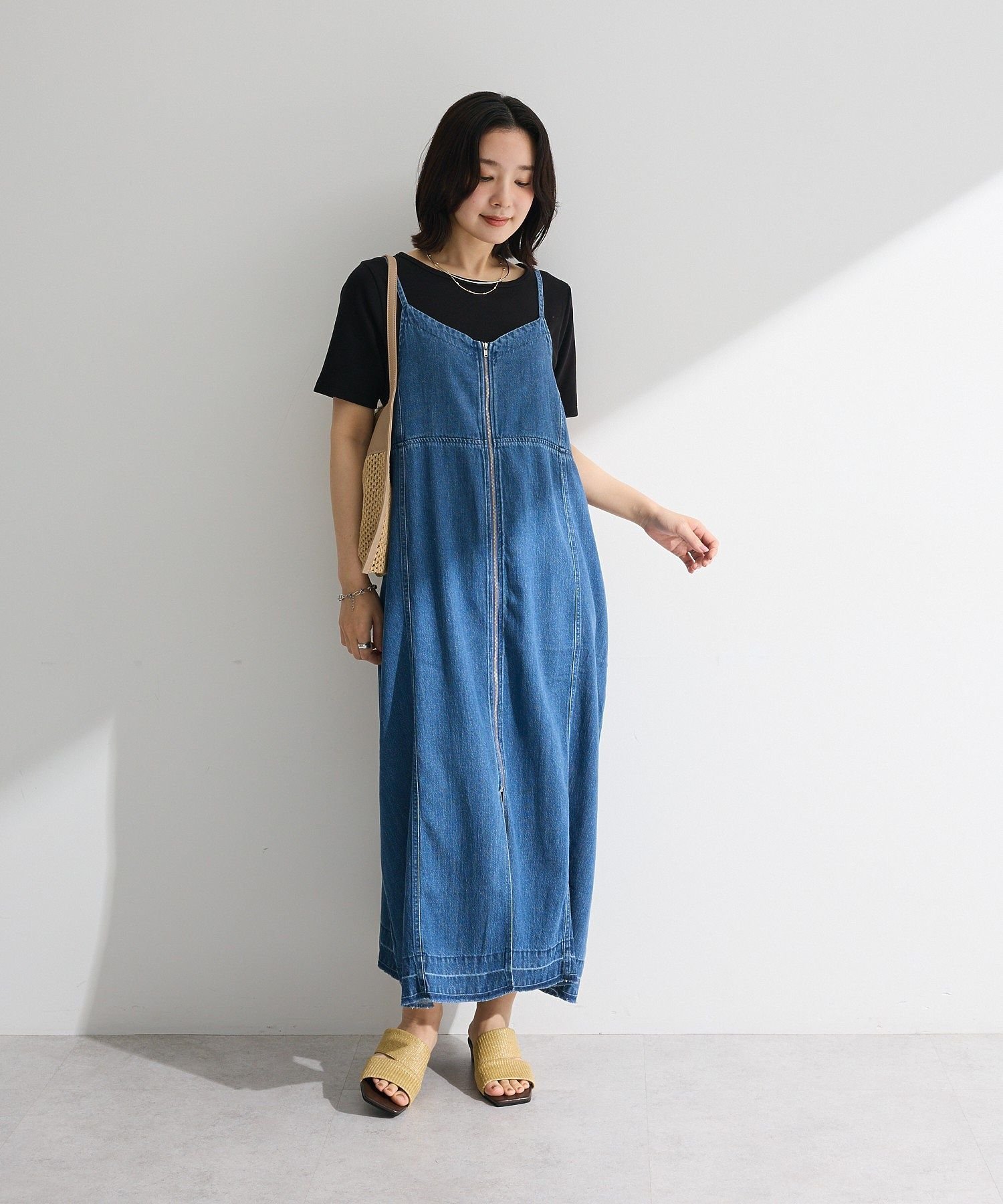 【SALE／60 OFF】Green Parks ライトデニムキャミワンピース グリーンパークス ワンピース ドレス ワンピース ブルー