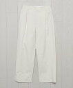 UNITED ARROWS LTD. OUTLET（ユナイテッドアローズ アウトレット）＜H＞CHINO 2P PANTS/パンツ細番手の超長綿糸を使用して高密度に織り上げたチノクロスを使用したパンツです。微起毛感のあるやわらかくなめらかなタッチにハリ感もあるクオリティーの高い生地で、はき心地のよさも追求しています。2プリーツに、ほどよいテーパードシルエット。マーベルトやボタンなどの装飾もこだわり抜いた、カジュアルパンツながら高級感のある一着です。【注意事項】※商品を使用前に、タグ等に記載されている「取り扱い上の注意書き」、「洗濯表示」を必ずご確認ください。※商品画像は、光の当たり具合やパソコンなどの閲覧環境により、実際の色味と異なって見える場合がございます。あらかじめご了承ください。※商品の色味の目安は、商品単体の画像をご参照ください。【アウトレット商品のご説明】・アウトレット商品につきましては包装やパッケージに破損・汚れが見られる場合にも、商品に欠陥が認められない際にはそのままの状態でお送りいたします。・返品、ご注文確定後の内容変更・追加注文はお受けできません。・セールアイテムは予告なく価格の変更を行う場合がございますが、ご購入後のアイテムについての価格変更はお受けいたしかねます。また、タグの表記と購入価格が異なる場合がございます。・&quot;不良品&quot;、&quot;ご注文内容と異なる商品&quot;が到着した場合は、お客様よりご連絡をいただいた時点で弊社に在庫がある場合に限り、交換対応いたします。なお、セールアイテムのため、お品切れの場合は返金でのご対応といたします。型番：12141778756-21-30 KB0760【採寸】S：ウエスト76 股上33.5 股下67 すそ周り48 もも周り64 ヒップ98M：ウエスト80 股上34 股下69 すそ周り49 もも周り66 ヒップ104L：ウエスト84 股上34.5 股下71 すそ周り50 もも周り70 ヒップ110商品のサイズについて【商品詳細】中国製素材：コットン100％サイズ：S、M、L手洗い可・ドライクリーニング※画面上と実物では多少色具合が異なって見える場合もございます。ご了承ください。商品のカラーについて 【予約商品について】 ※「先行予約販売中」「予約販売中」をご注文の際は予約商品についてをご確認ください。UNITED ARROWS LTD. OUTLET（ユナイテッドアローズ アウトレット）＜H＞CHINO 2P PANTS/パンツ細番手の超長綿糸を使用して高密度に織り上げたチノクロスを使用したパンツです。微起毛感のあるやわらかくなめらかなタッチにハリ感もあるクオリティーの高い生地で、はき心地のよさも追求しています。2プリーツに、ほどよいテーパードシルエット。マーベルトやボタンなどの装飾もこだわり抜いた、カジュアルパンツながら高級感のある一着です。【注意事項】※商品を使用前に、タグ等に記載されている「取り扱い上の注意書き」、「洗濯表示」を必ずご確認ください。※商品画像は、光の当たり具合やパソコンなどの閲覧環境により、実際の色味と異なって見える場合がございます。あらかじめご了承ください。※商品の色味の目安は、商品単体の画像をご参照ください。【アウトレット商品のご説明】・アウトレット商品につきましては包装やパッケージに破損・汚れが見られる場合にも、商品に欠陥が認められない際にはそのままの状態でお送りいたします。・返品、ご注文確定後の内容変更・追加注文はお受けできません。・セールアイテムは予告なく価格の変更を行う場合がございますが、ご購入後のアイテムについての価格変更はお受けいたしかねます。また、タグの表記と購入価格が異なる場合がございます。・&quot;不良品&quot;、&quot;ご注文内容と異なる商品&quot;が到着した場合は、お客様よりご連絡をいただいた時点で弊社に在庫がある場合に限り、交換対応いたします。なお、セールアイテムのため、お品切れの場合は返金でのご対応といたします。型番：12141778756-21-30 KB0760【採寸】S：ウエスト76 股上33.5 股下67 すそ周り48 もも周り64 ヒップ98M：ウエスト80 股上34 股下69 すそ周り49 もも周り66 ヒップ104L：ウエスト84 股上34.5 股下71 すそ周り50 もも周り70 ヒップ110商品のサイズについて【商品詳細】中国製素材：コットン100％サイズ：S、M、L手洗い可・ドライクリーニング※画面上と実物では多少色具合が異なって見える場合もございます。ご了承ください。商品のカラーについて 【予約商品について】 ※「先行予約販売中」「予約販売中」をご注文の際は予約商品についてをご確認ください。■重要なお知らせ※ 当店では、ギフト配送サービス及びラッピングサービスを行っておりません。ご注文者様とお届け先が違う場合でも、タグ（値札）付「納品書 兼 返品連絡票」同梱の状態でお送り致しますのでご了承ください。 ラッピング・ギフト配送について※ 2点以上ご購入の場合、全ての商品が揃い次第一括でのお届けとなります。お届け予定日の異なる商品をお買い上げの場合はご注意下さい。お急ぎの商品がございましたら分けてご購入いただきますようお願い致します。発送について ※ 買い物カートに入れるだけでは在庫確保されませんのでお早めに購入手続きをしてください。当店では在庫を複数サイトで共有しているため、同時にご注文があった場合、売切れとなってしまう事がございます。お手数ですが、ご注文後に当店からお送りする「ご注文内容の確認メール」をご確認ください。ご注文の確定について ※ Rakuten Fashionの商品ページに記載しているメーカー希望小売価格は、楽天市場「商品価格ナビ」に登録されている価格に準じています。 商品の価格についてUNITED ARROWS LTD. OUTLETUNITED ARROWS LTD. OUTLETのその他のパンツパンツご注文・お届けについて発送ガイドラッピンググッズ3,980円以上送料無料ご利用ガイド