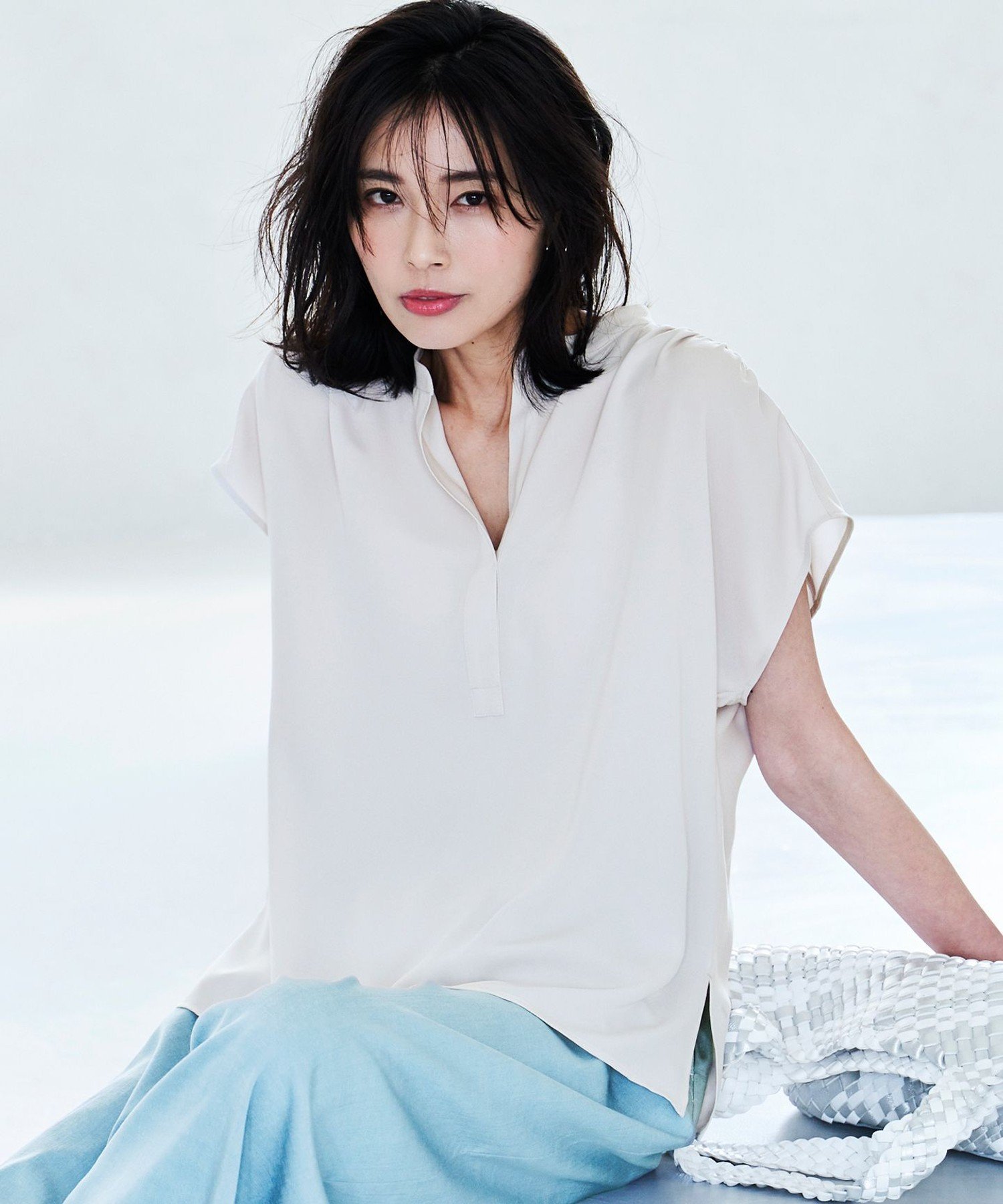 【SALE／40%OFF】23区 スキッパージョーゼット ブラウス ニジュウサンク トップス シャツ・ブラウス ベージュ カーキ ホワイト【送料無料】のサムネイル
