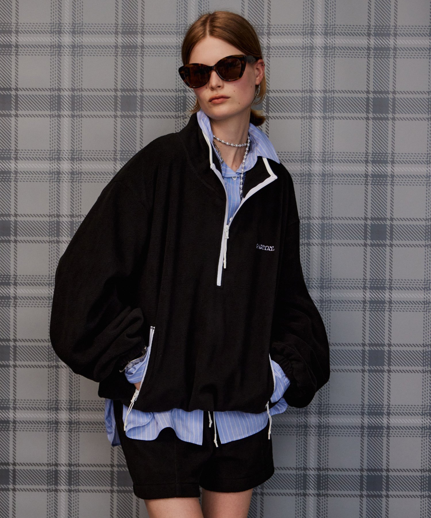 MAISON SPECIAL Half-Zip Fleece Top メゾンスペシャル トップス カットソー・Tシャツ ブラック レッド ホワイト