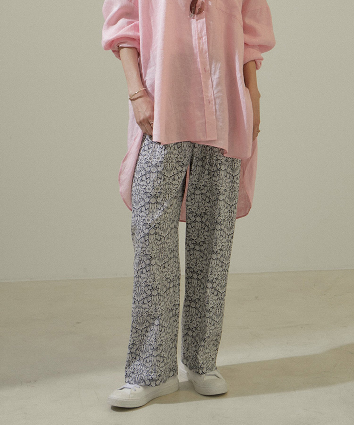 【SALE／40%OFF】SALON adam et rope' [24SS]LIBERTY(リバティ)プリントイージーパンツ【洗える】 サロン アダム エ ロペ パンツ その他のパンツ イエロー ブルー ブラック【送料無料】