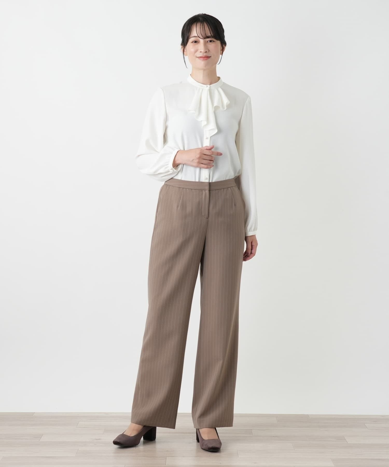 Leilian ストライプストレートパンツ レリアン パンツ その他のパンツ ブラウン ネイビー