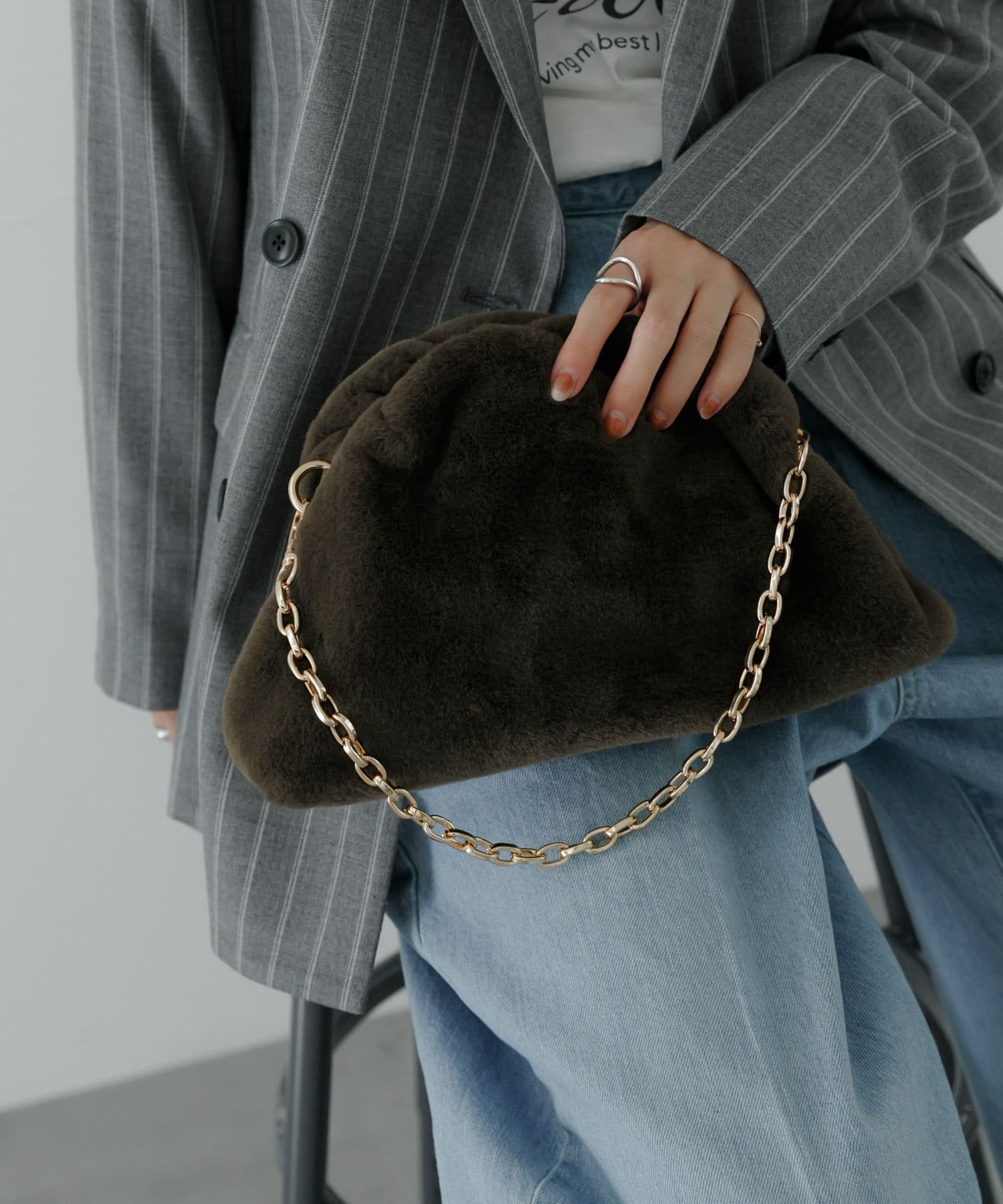 URBAN RESEARCH ファーチェーンバッグ アーバンリサーチ バッグ ショルダーバッグ ブラウン ブラック【送料無料】のサムネイル