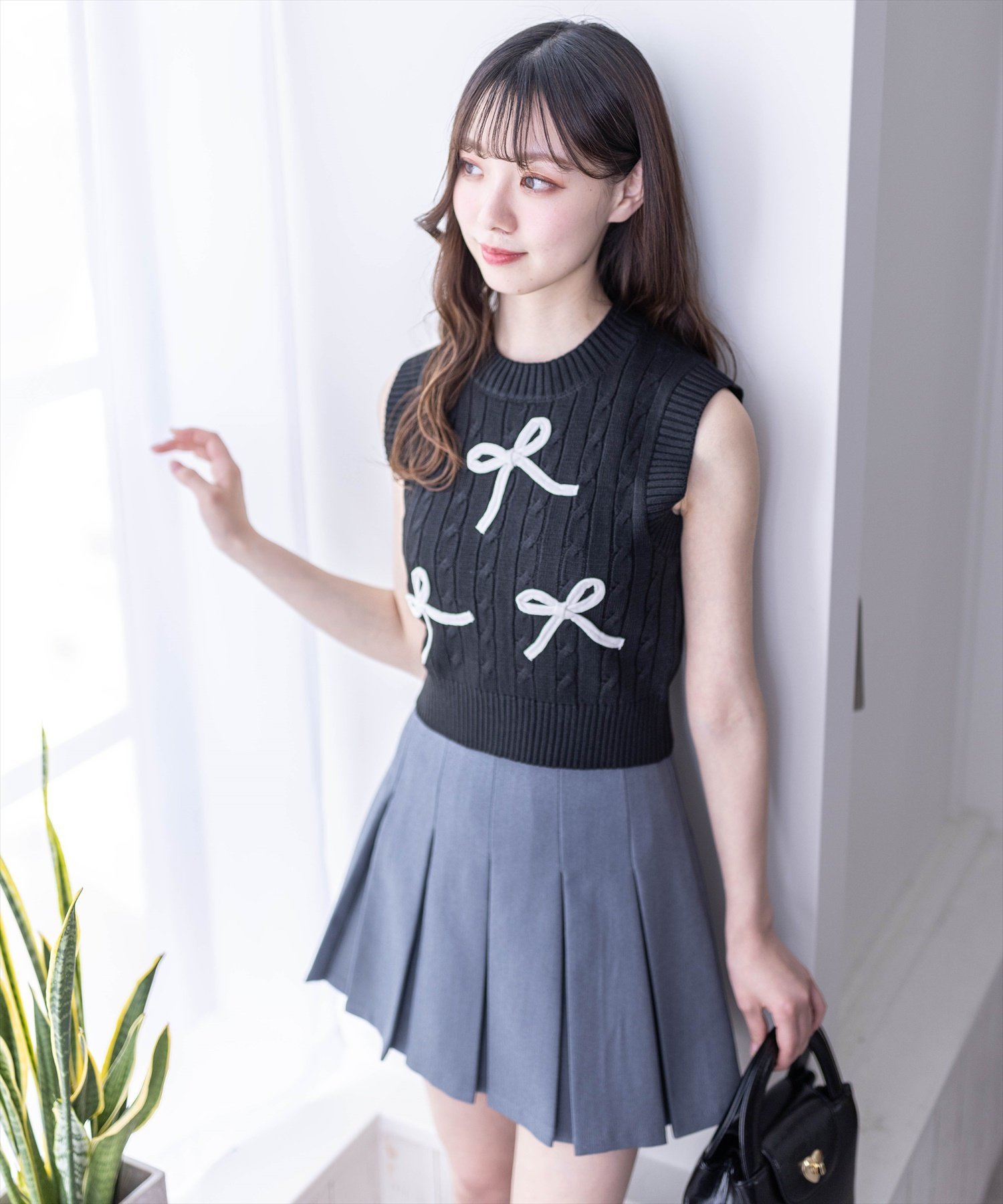 【SALE/64%OFF】clear 配色リボンモチーフノースリーブニットトップス≪2024SS新作≫ クリア トップス ニット ブラック ブラウン ピンク ホ...