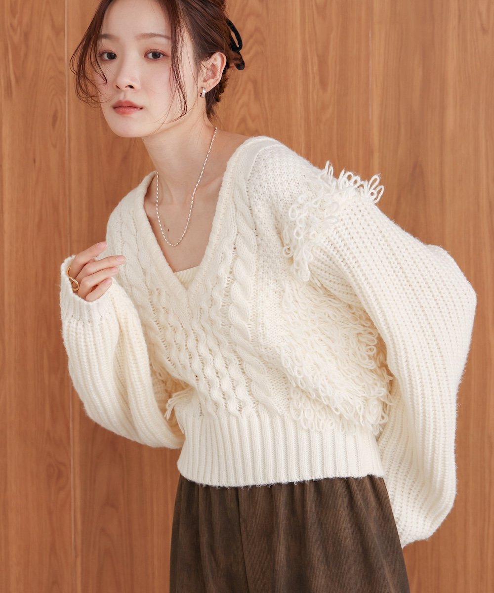 【SALE／50%OFF】Bab フリンジバルキーニットトップス バブ / ブージュルード トップス ニット グレー ホワイト