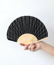 Three Four Time Three Four Time/ラフィーネ扇子 スリーフォータイム ファッション雑貨 その他のファッション雑貨 ブラック ホワイ...