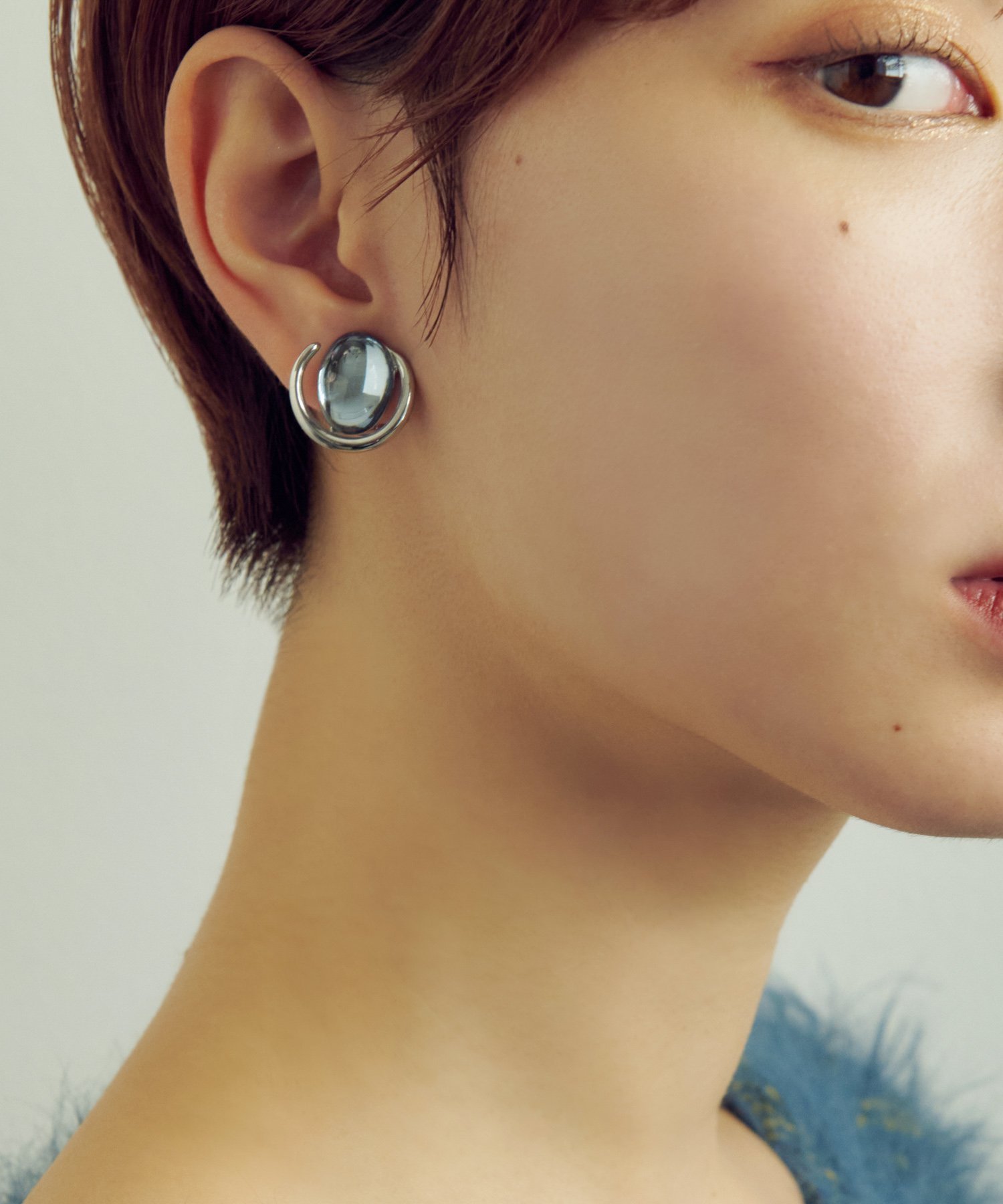 GOLDY シアー カラー x サークル ライン イヤリング ゴールディ アクセサリー・腕時計 イヤリング・イ..