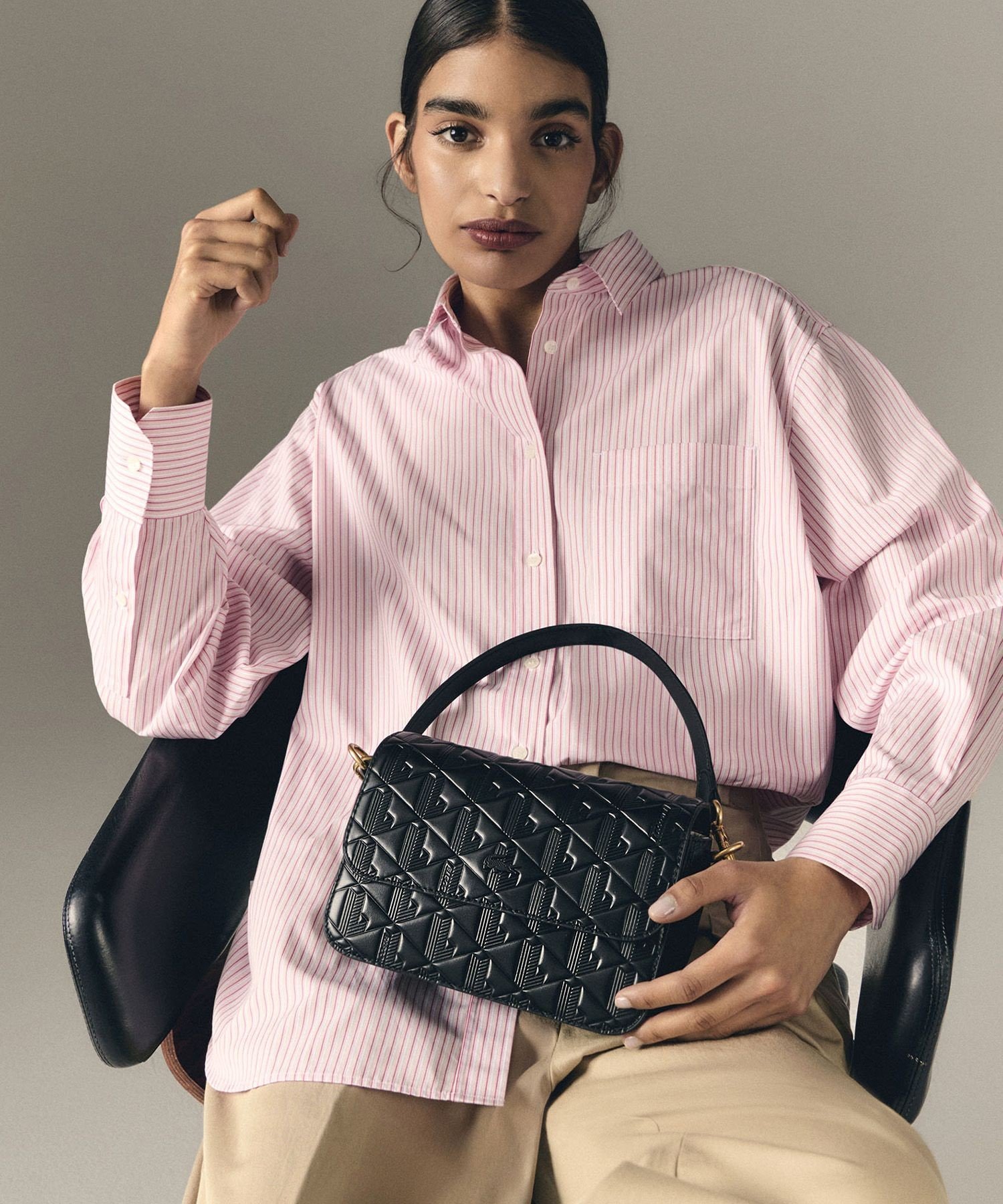 【関税込】LACOSTE ラコステ◆エアライン ロゴ ショルダーバッグ 楽天市場】ラコステ(ショルダーバッグ・メッセンジャーバッグ