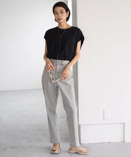 【SALE/20%OFF】UNFILO L 【撥水/ストレッチ】センタープレステーパードデニム アンフィーロ パンツ その他のパンツ グレー ブルー【送料無料】 【SALE/20%OFF】UNFILO L 【撥水/ストレッチ】センタープレステーパードデニム アンフィーロ パンツ その他のパンツ グレー ブルー【送料無料】