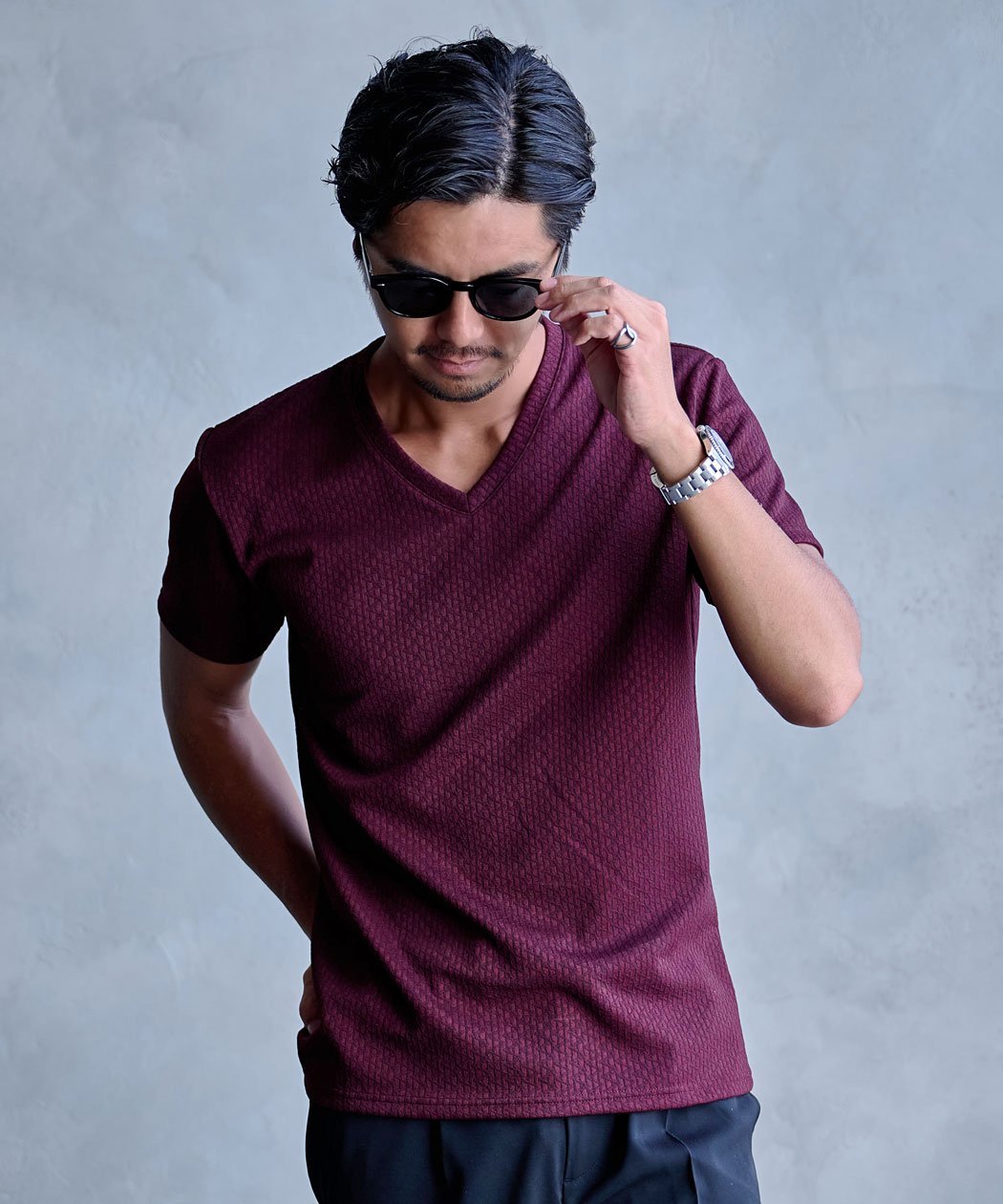 CavariA ジグザグストライプ半袖VネックTEE シルバーバレット トップス カットソー・Tシャツ ブラック ワインレッド ホワイト