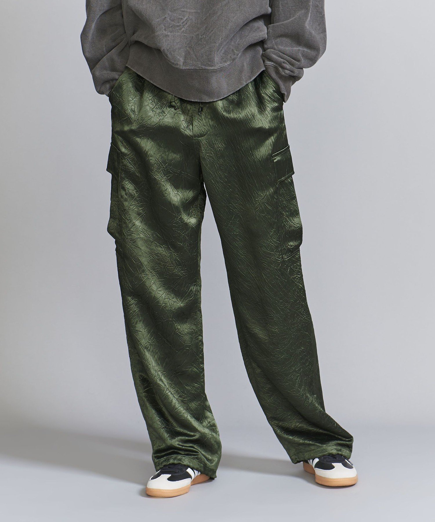 BEAUTY&YOUTH UNITED ARROWS アセテートサテン カーゴパンツ ビューティー＆ユース　ユナイテッドアローズ パンツ カーゴパンツ グリーン ブラック【送料無料】のサムネイル