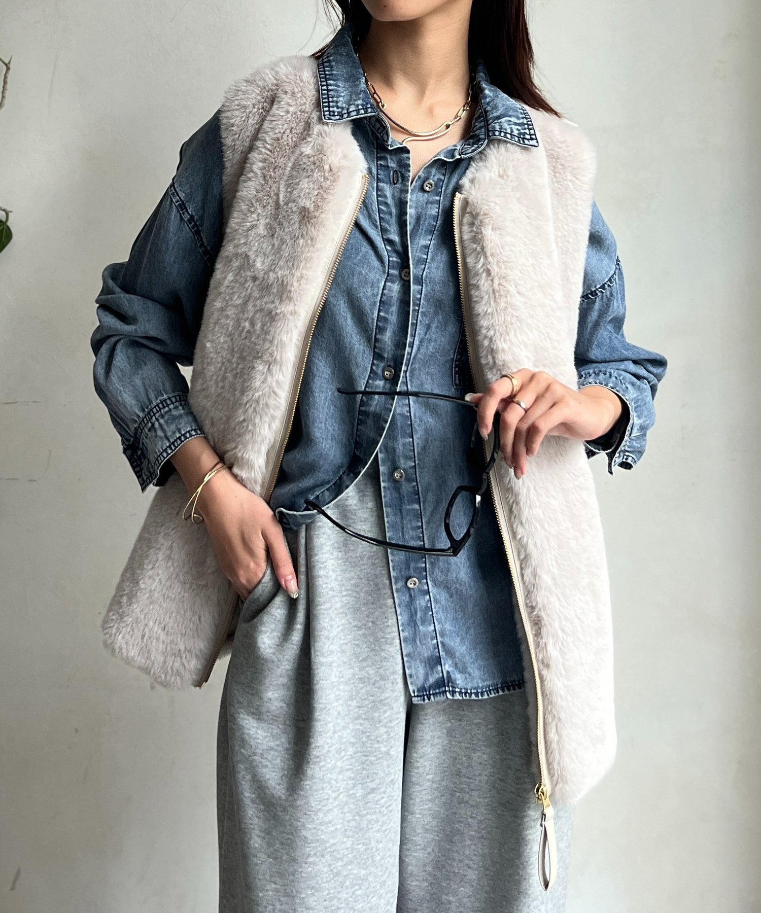 Chez toi ムートン×ファーベスト シェトワ トップス ベスト・ジレ グレー ブラウン【送料無料】