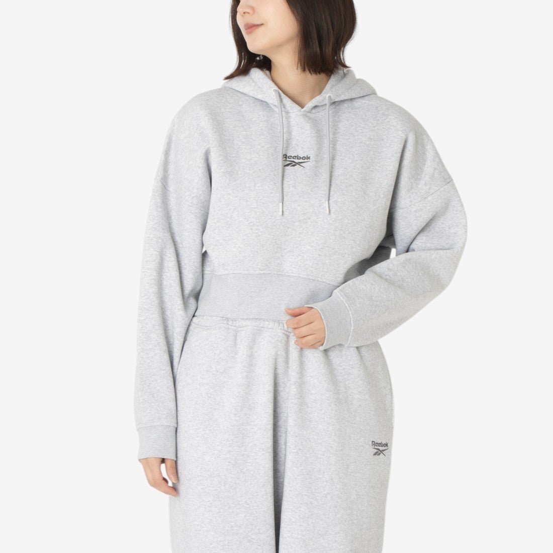 Reebok ワードローブ エッセンシャル クロップド フーディー リーボック トップス パーカー・フーディー グレー【送料無料】