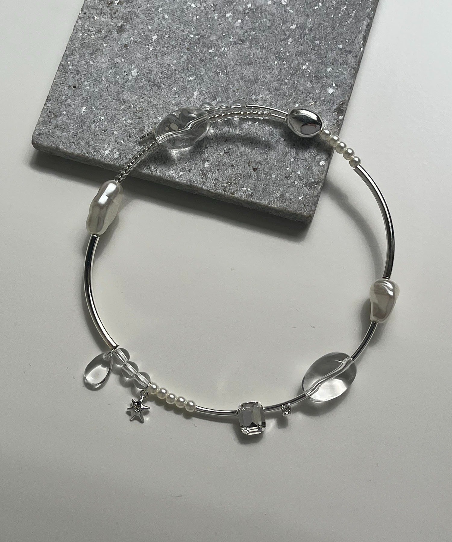 CAPRICIEUX LE'MAGE ＜GOLDY/ゴールディ＞クリアビーズネックレス カプリシュ　レマージュ アクセサリー・腕時計 リング・指輪 シルバー