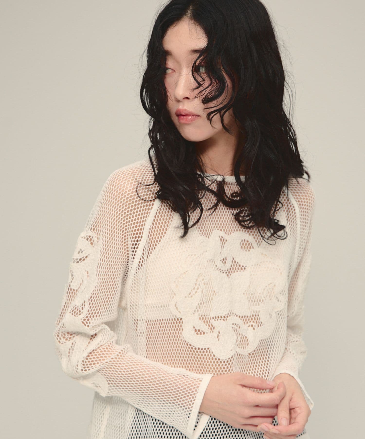 eL Made in India Mesh Embroidery Pullover ジーナシス トップス シャツ・ブラウス ブラック ホワイト