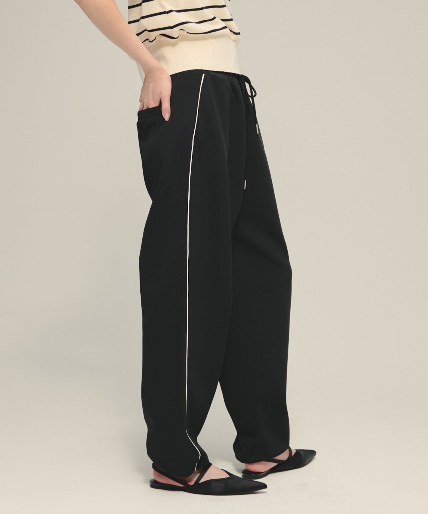 eL Line Jersey Pants ジーナシス パンツ その他のパンツ レッド ブラック