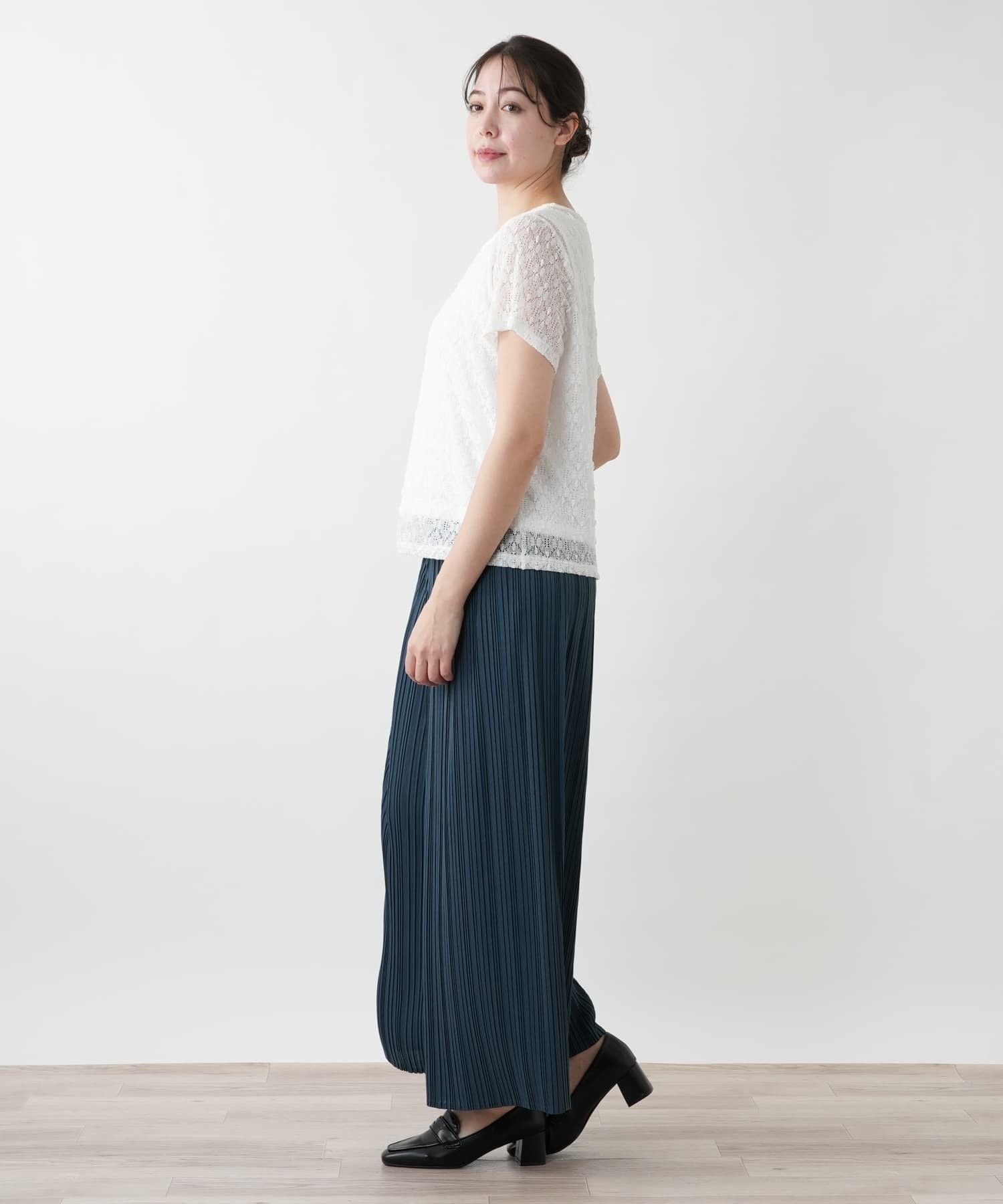 Leilian PLUS HOUSE ロゴレースカットソー【ROCHAS Premiere】 レリアン プラスハウス トップス カットソー・Tシャツ ホワイト