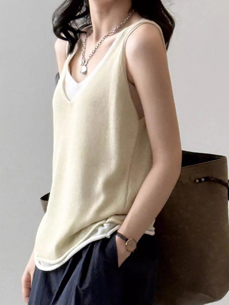 Doux Belle Vネックノースリーブニットトップス レディース トップス ドゥー・ベル トップス ニット ベージュ ブラック グレー グリーン ホワイト【送料無料】