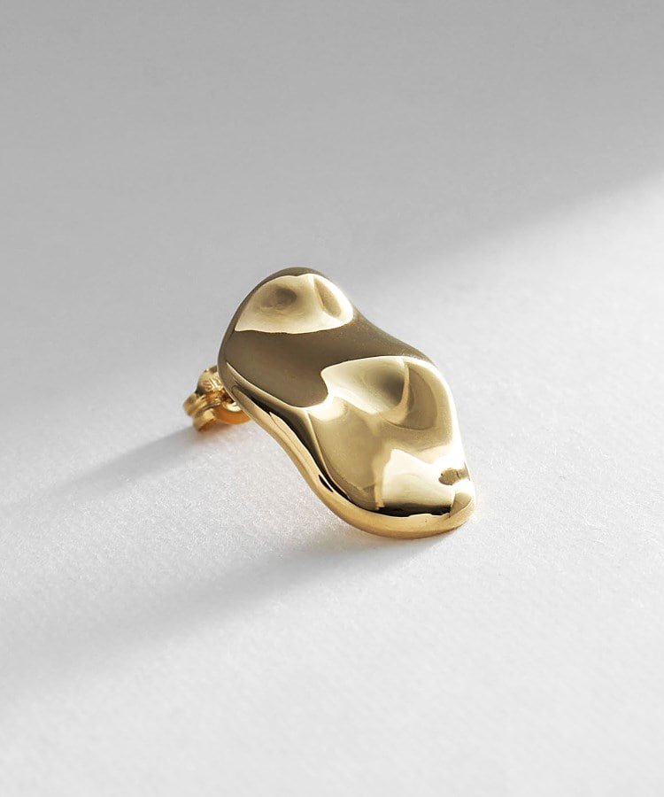 COCOSHNIK ONKITSCH シルバー ニュアンスピアス アシンメプレート GP ココシュニック オンキッチュ アクセサリー・腕時計 ピアス ゴールド【送料無料】